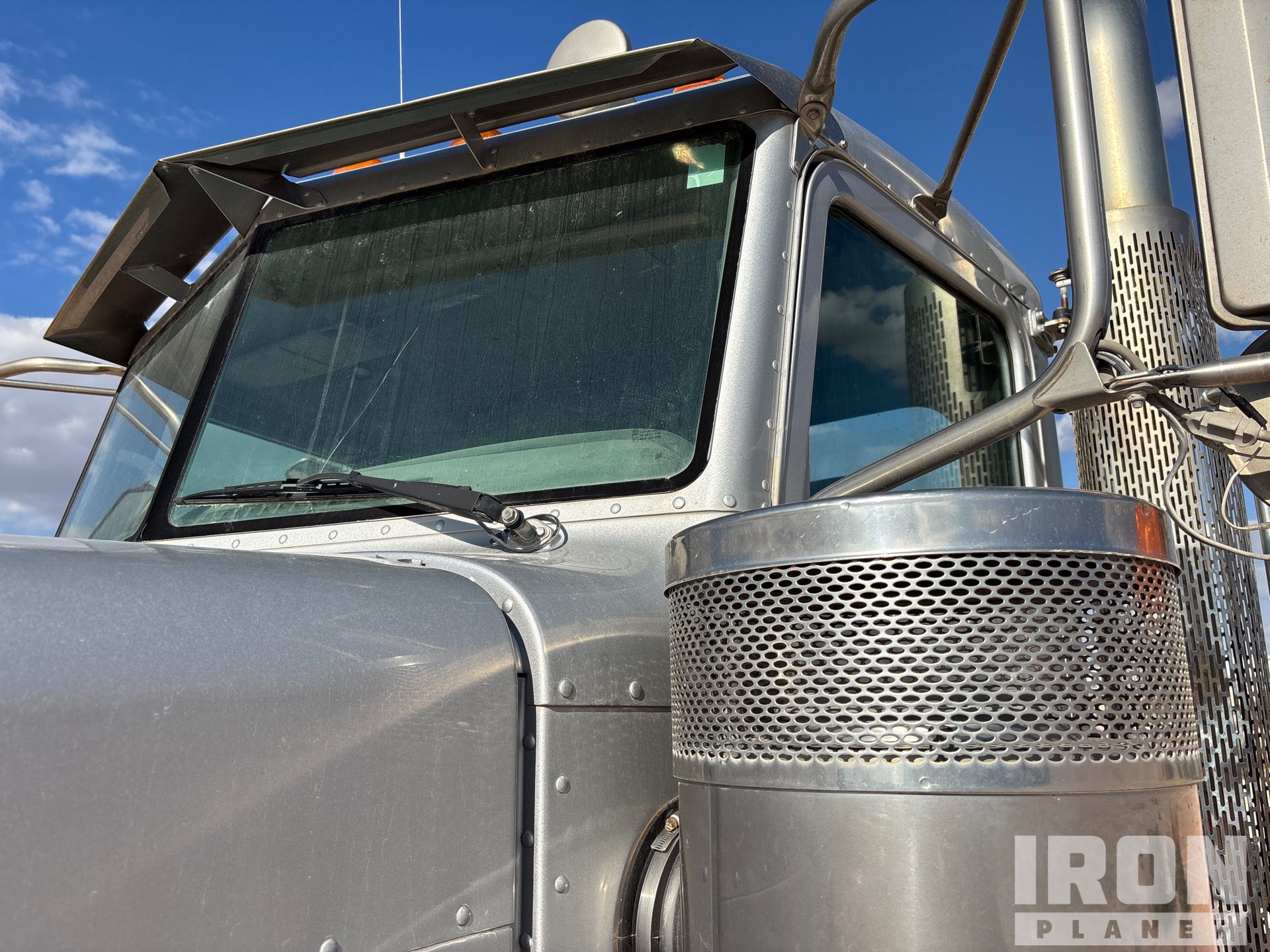 2015 Peterbilt 389