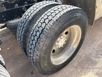 4 Underbody - Truck with Right Front Drive Tires