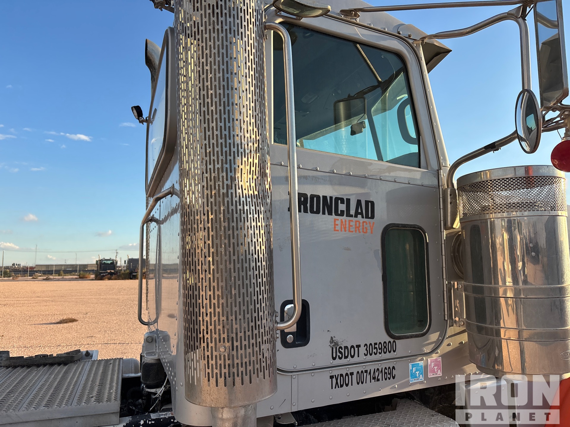 2014 Peterbilt 388