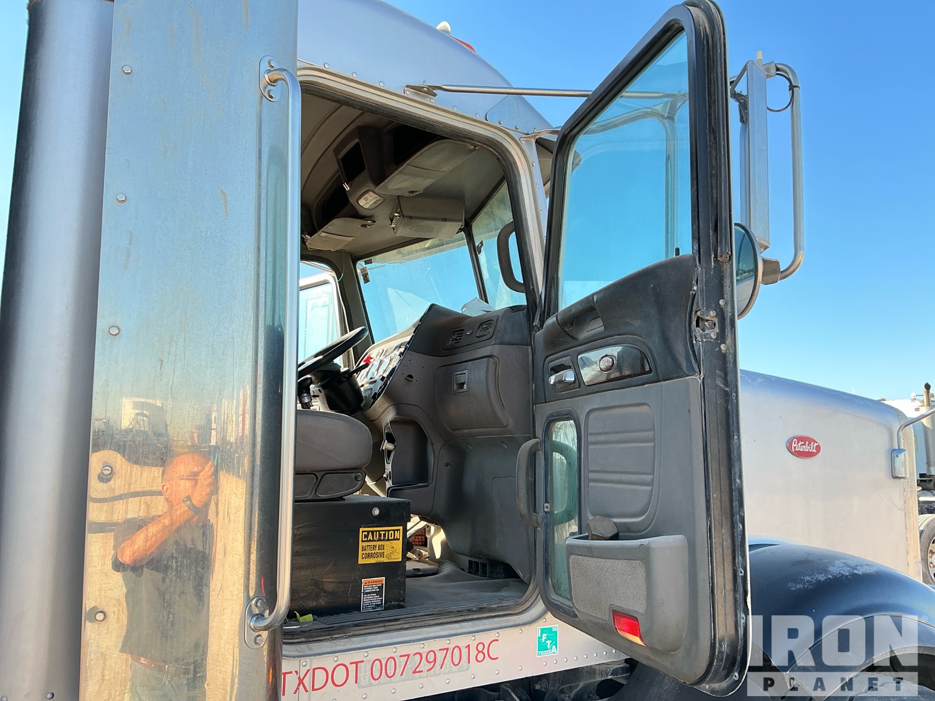 2013 Peterbilt 367