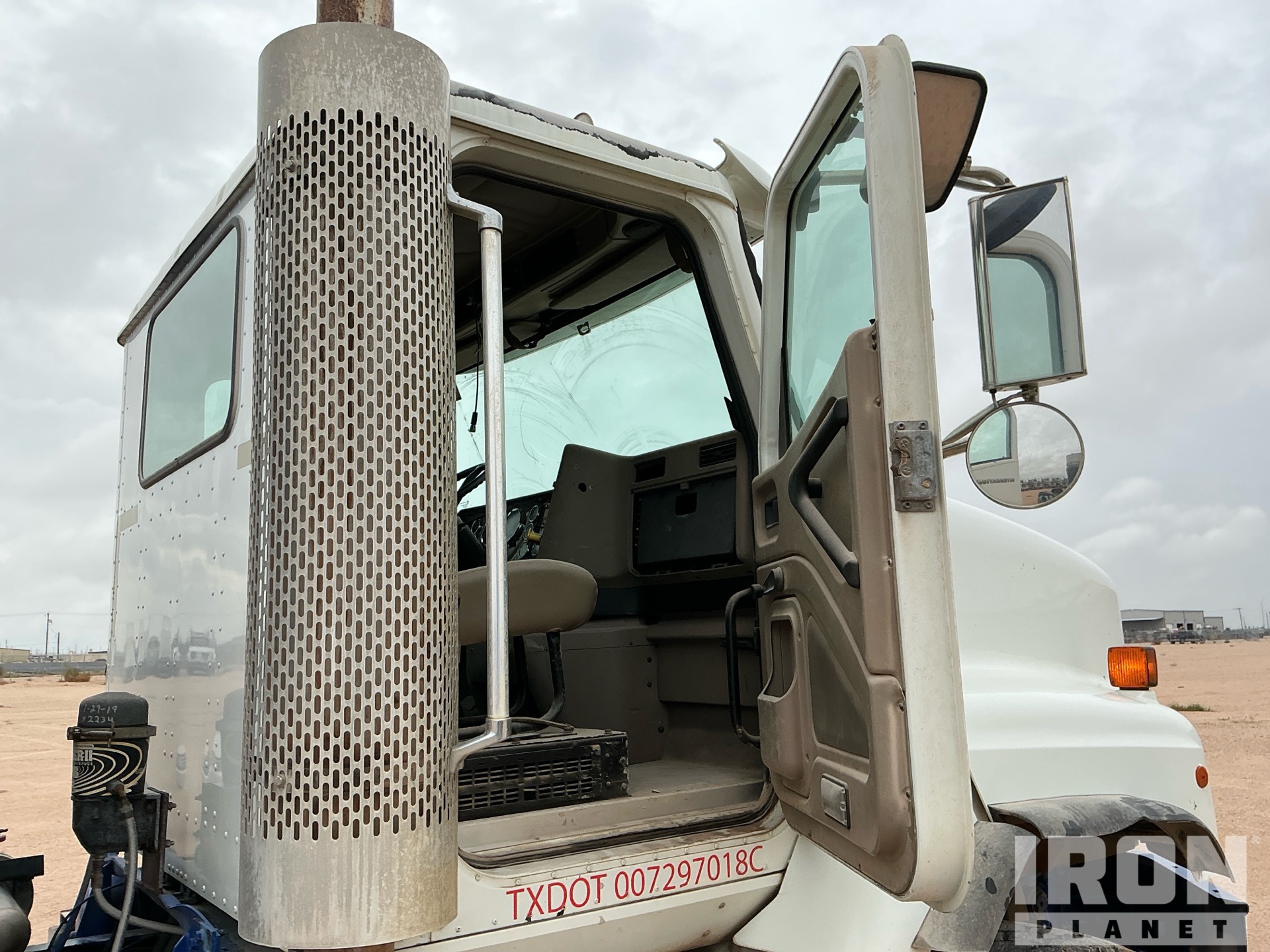 2006 International 5600I