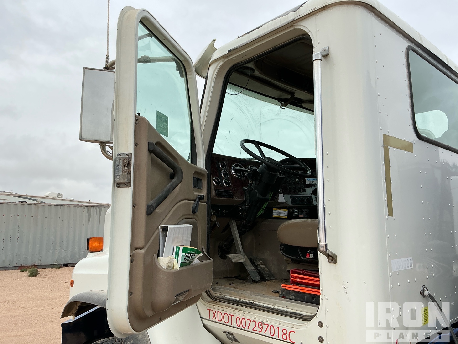 2006 International 5600I