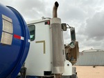 Moteur with Exhaust System