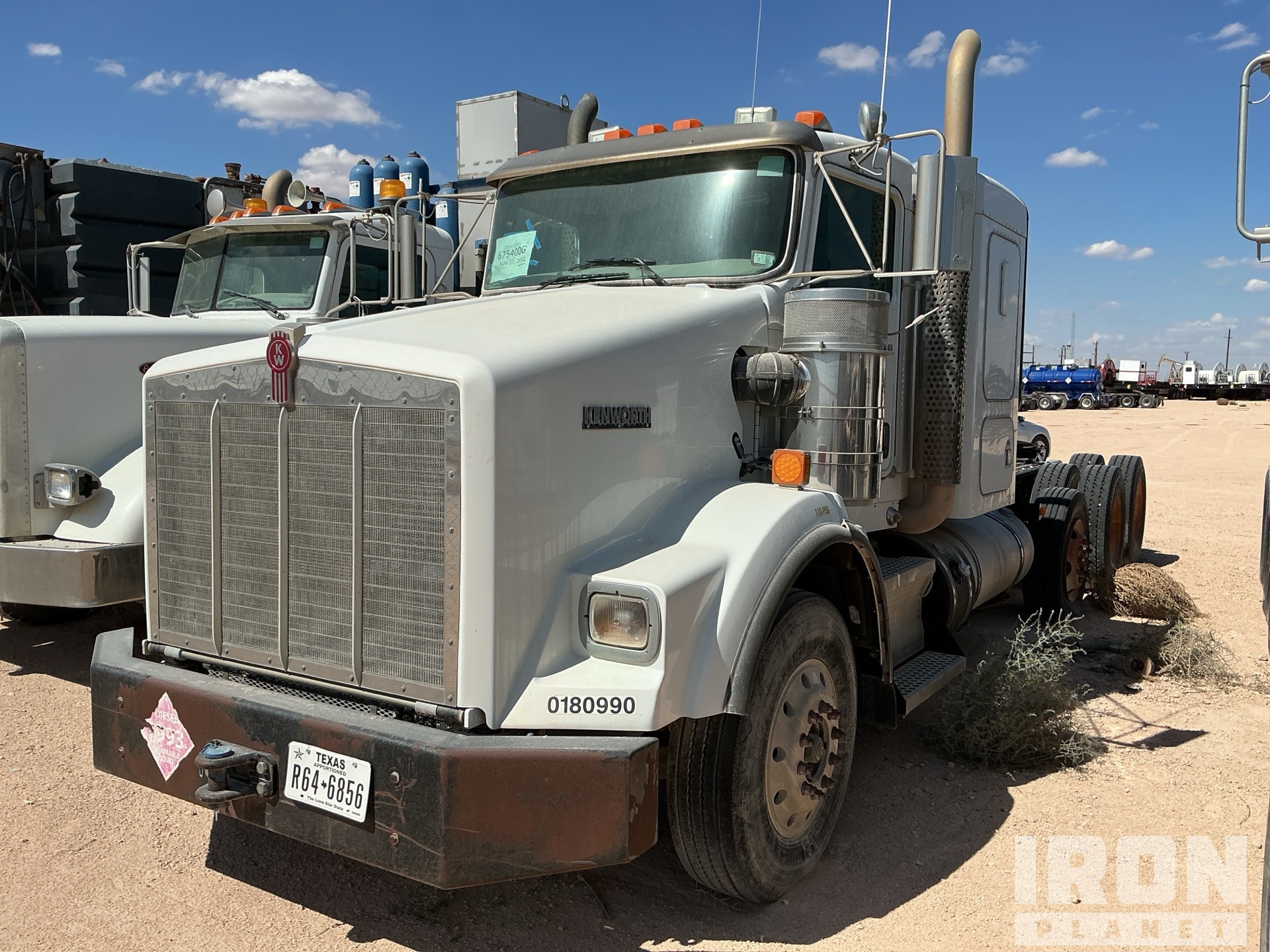 Photo of 2011 Kenworth T800
