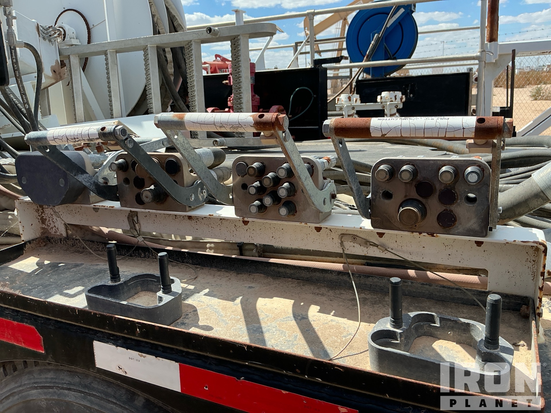2011 Loadcraft (1) 52 FT
