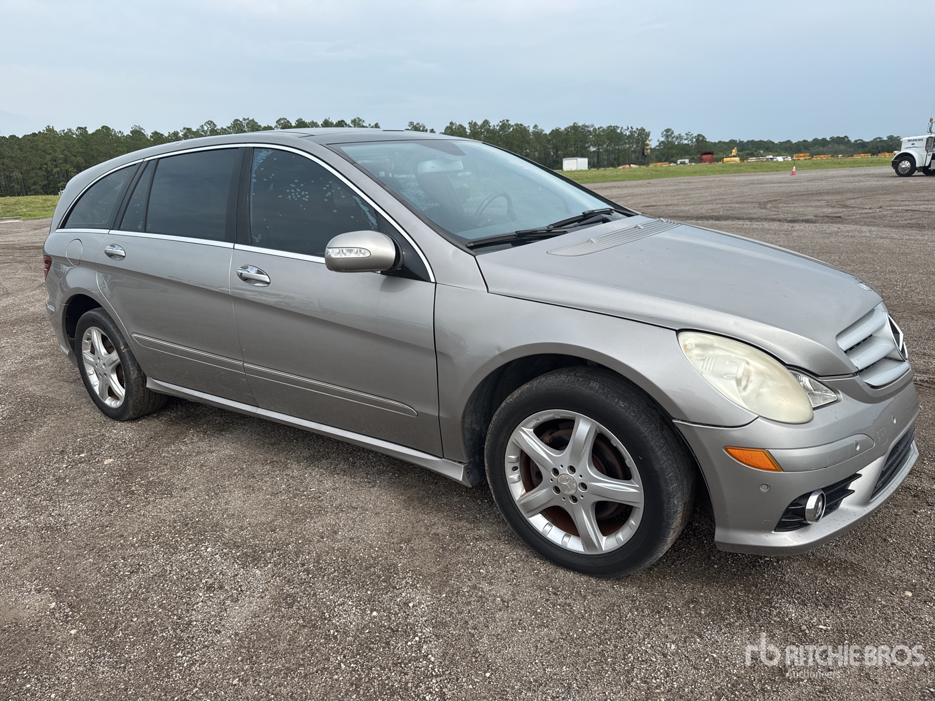 2009 Mercedes-Benz R350
