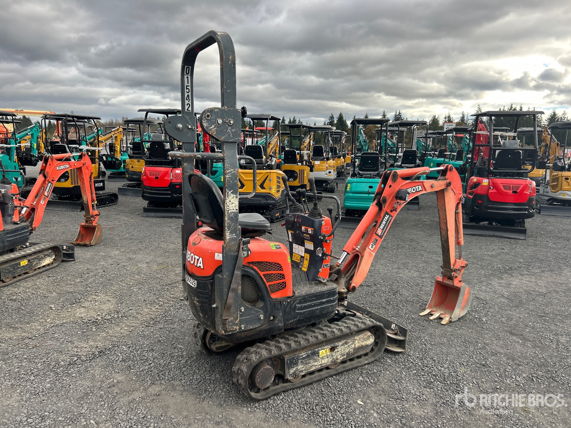 2019 Kubota K008-3
