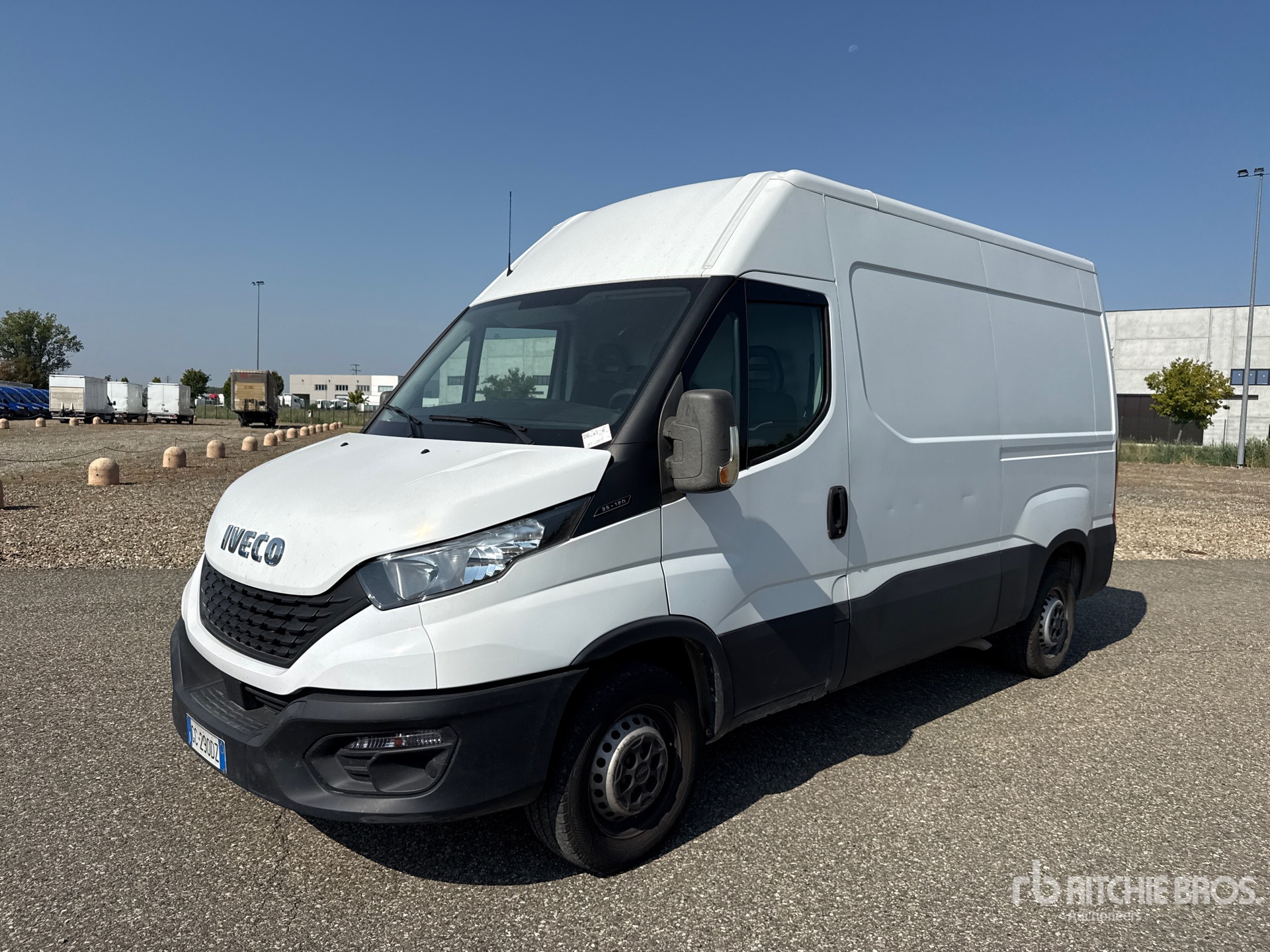 Photo of 2020 Iveco DAILY 35-120
