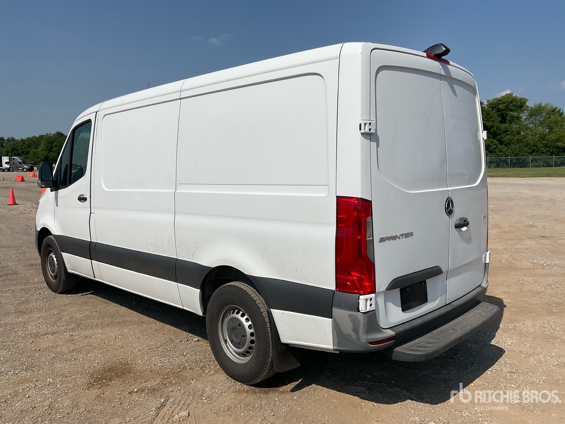 General Appearance with Picture, Left Rear Corner
