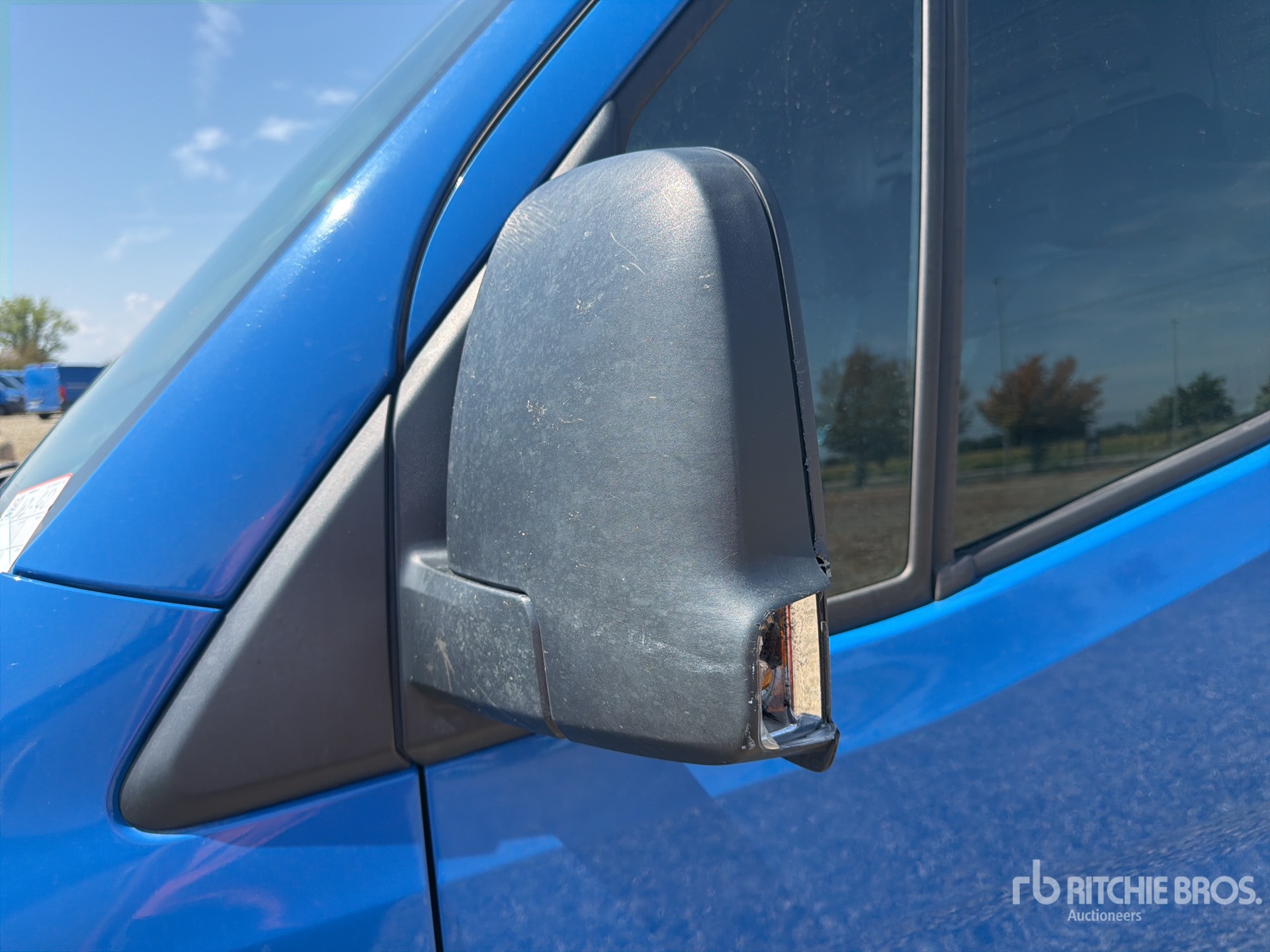 2024 Mercedes-Benz SPRINTER 211 CD