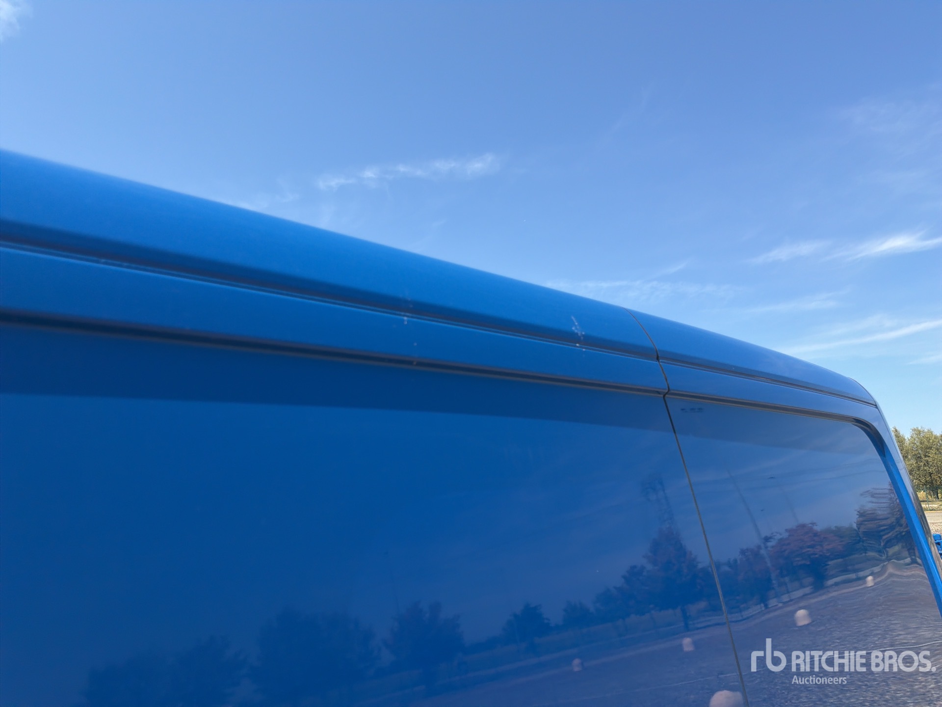 2024 Mercedes-Benz SPRINTER 211 CD