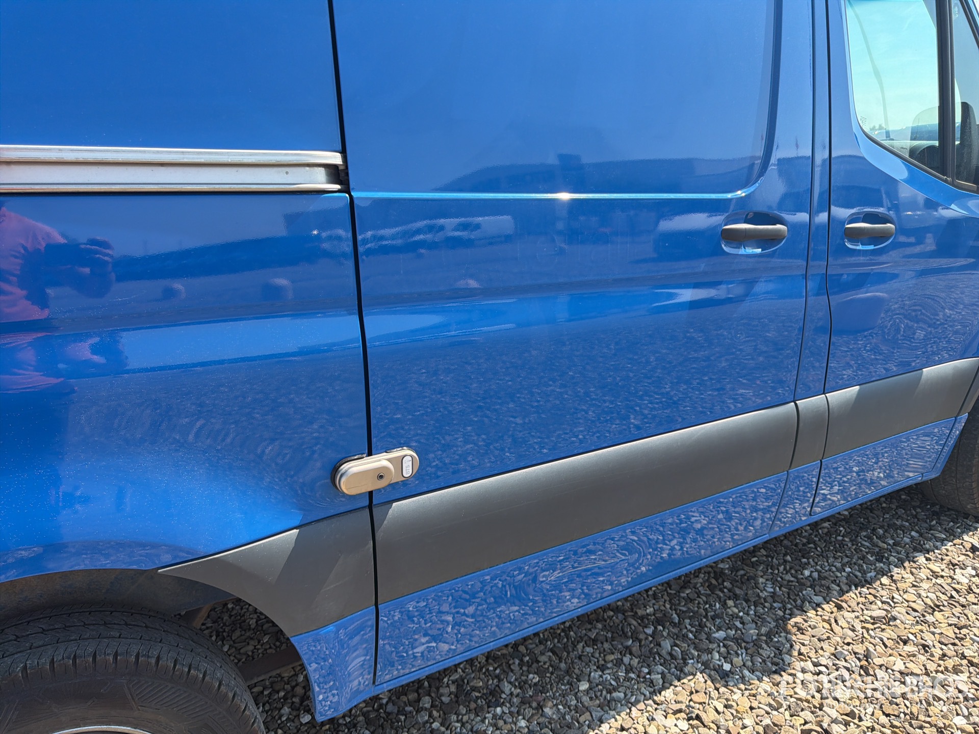 2024 Mercedes-Benz SPRINTER 211 CD