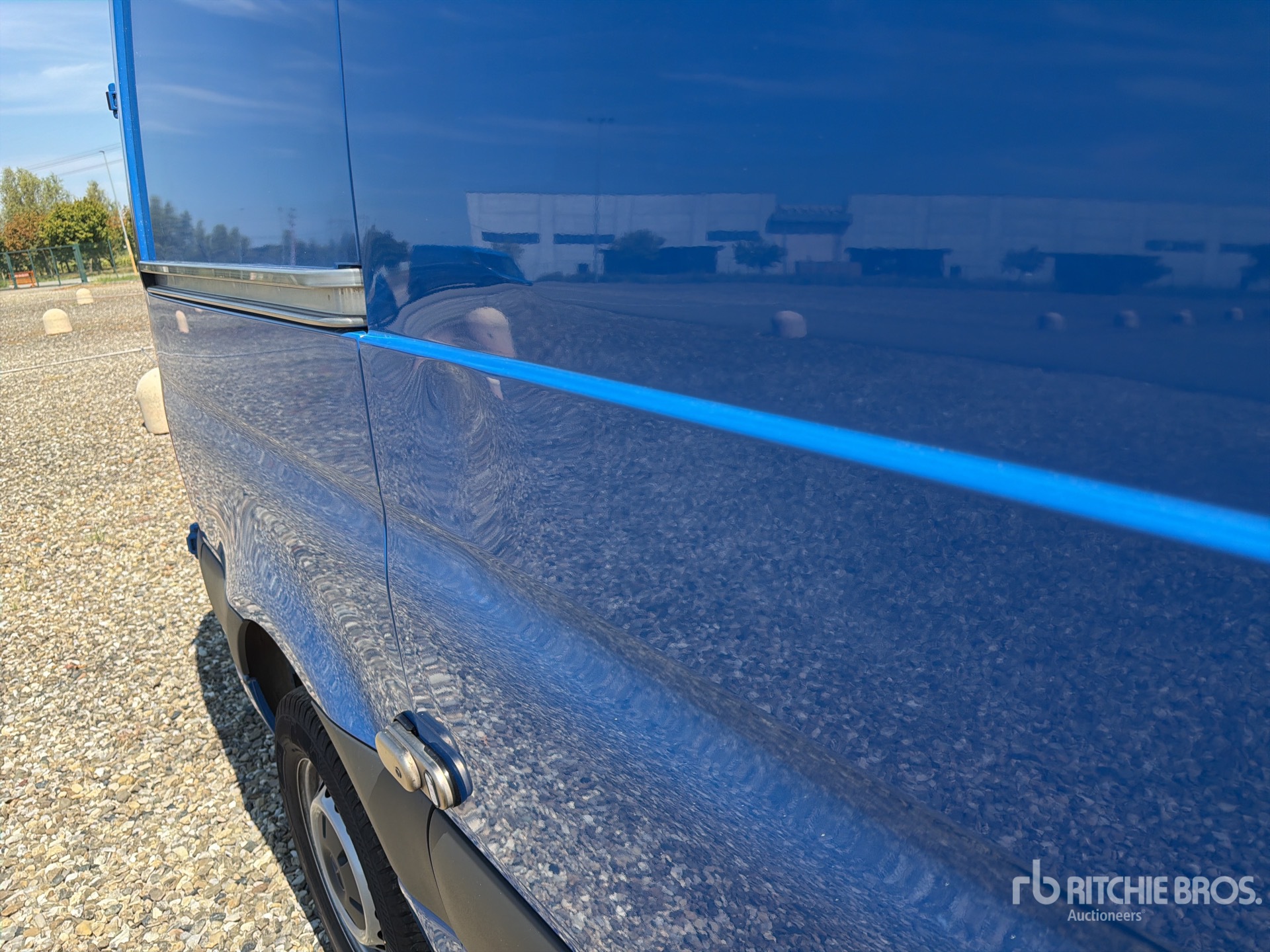 2024 Mercedes-Benz SPRINTER 211 CD