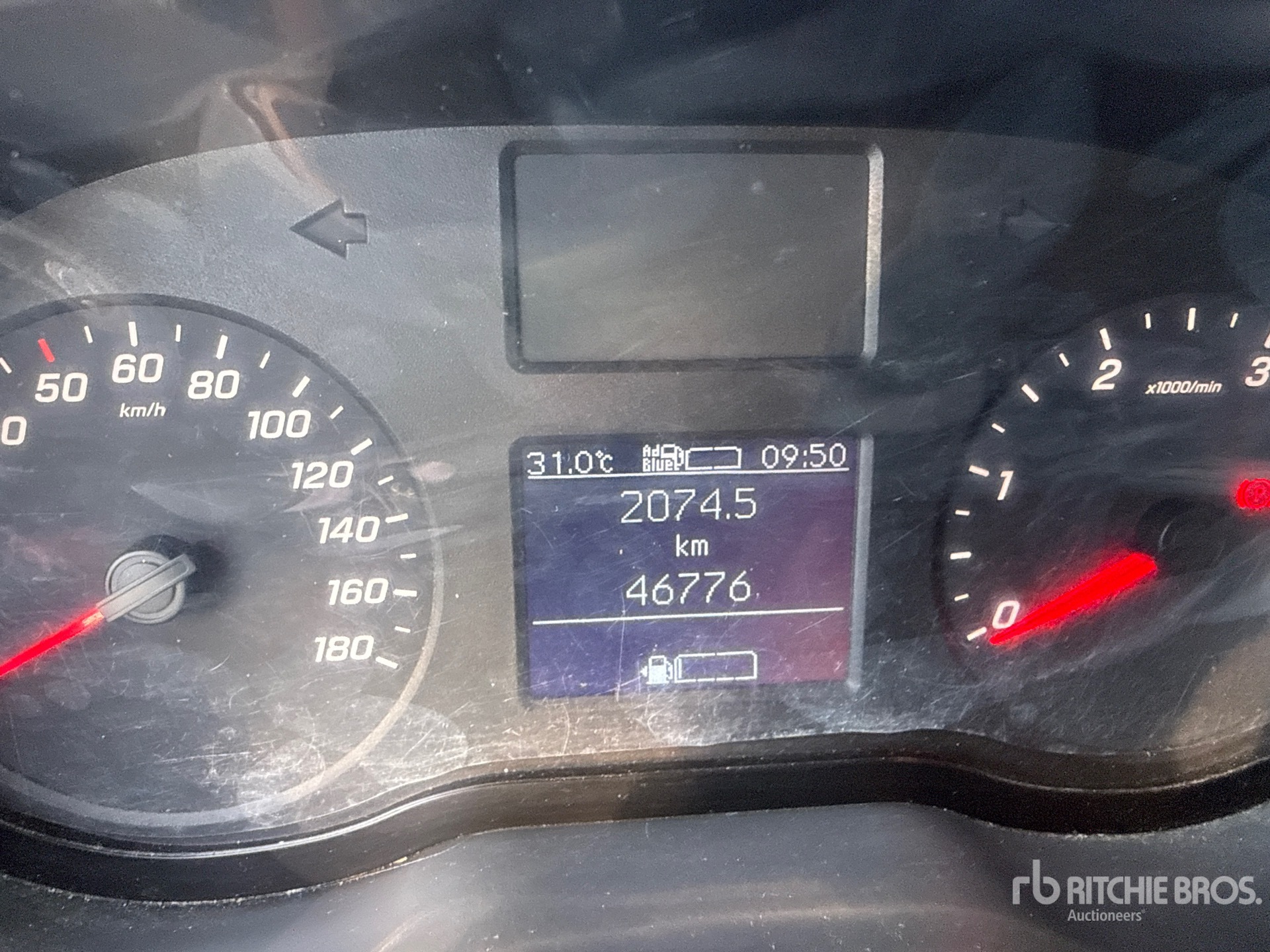 2024 Mercedes-Benz SPRINTER 211 CD