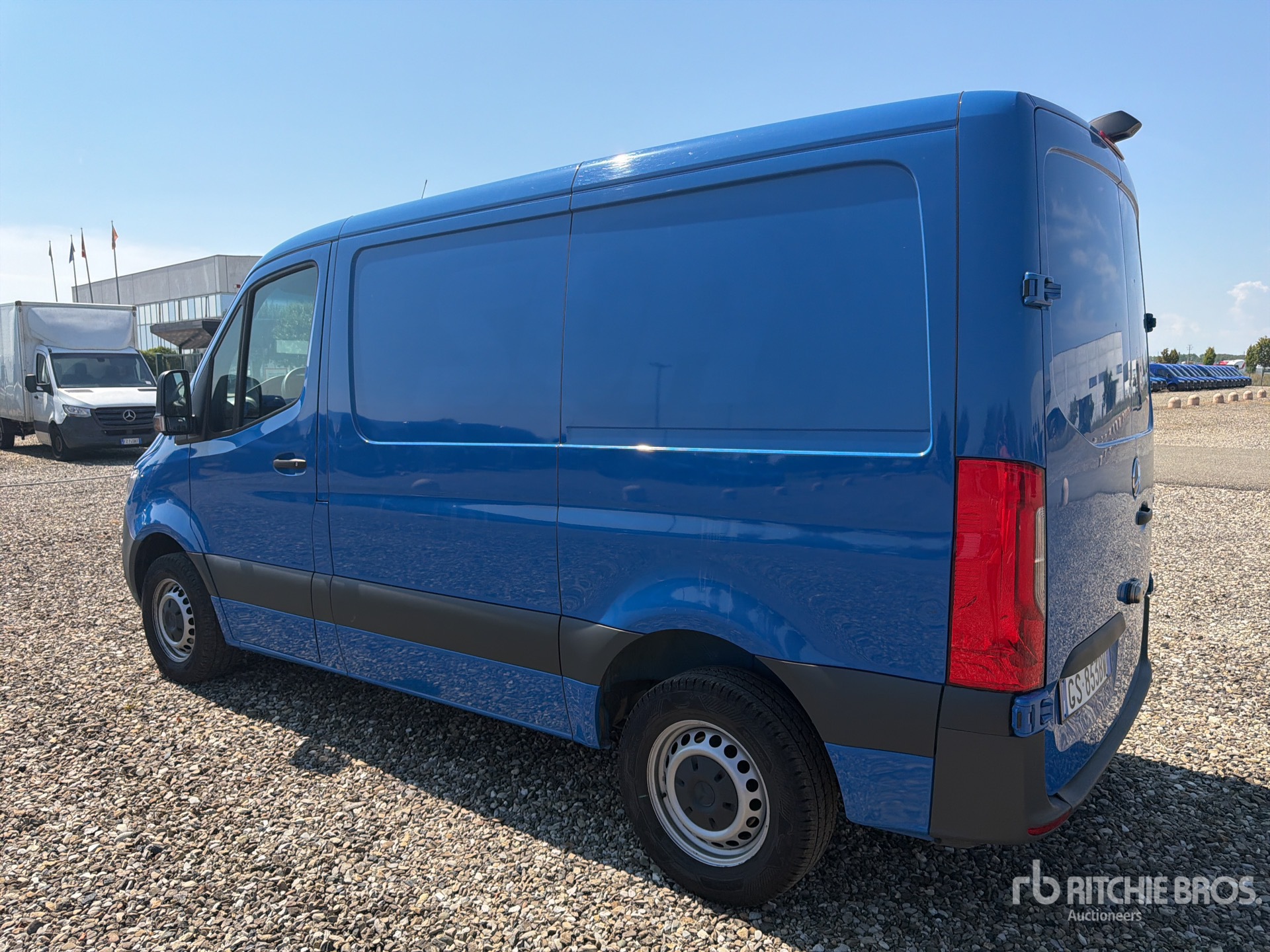 2024 Mercedes-Benz SPRINTER 211 CD