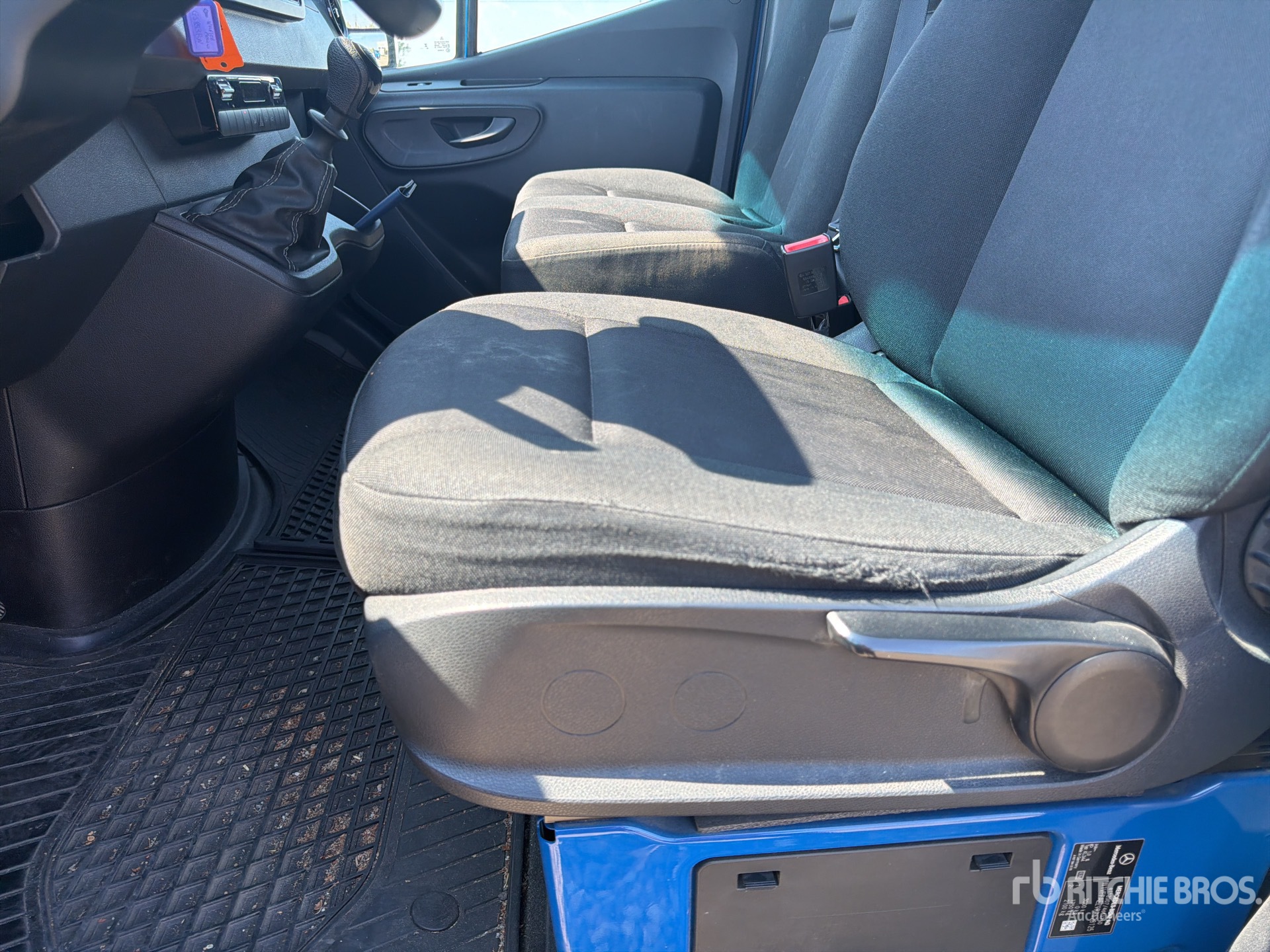 2024 Mercedes-Benz SPRINTER 211 CD