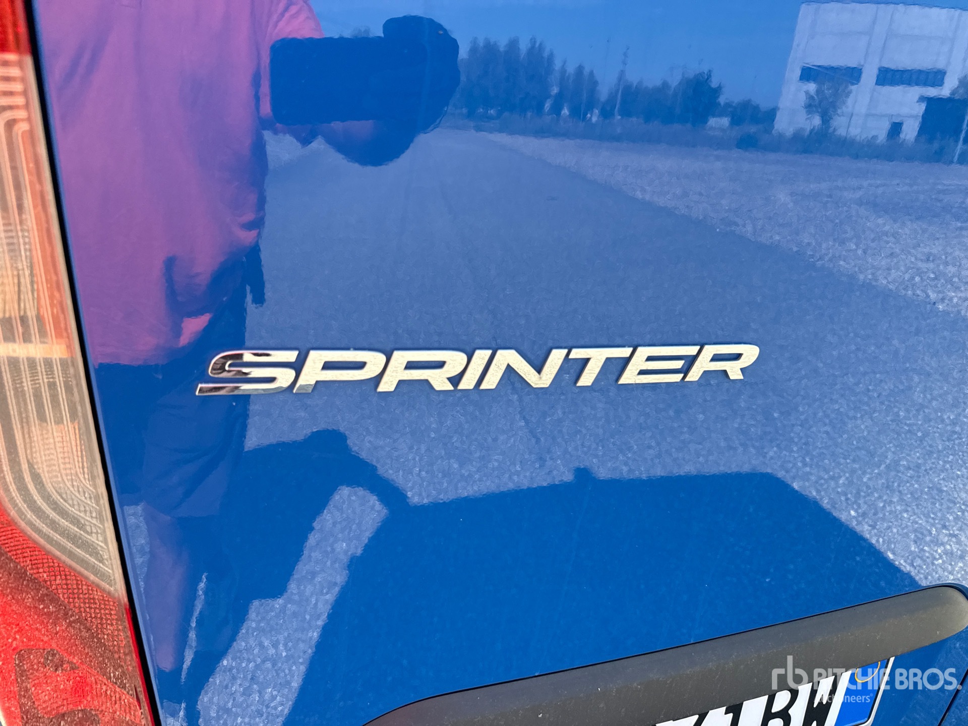 2024 Mercedes-Benz SPRINTER 211 CD