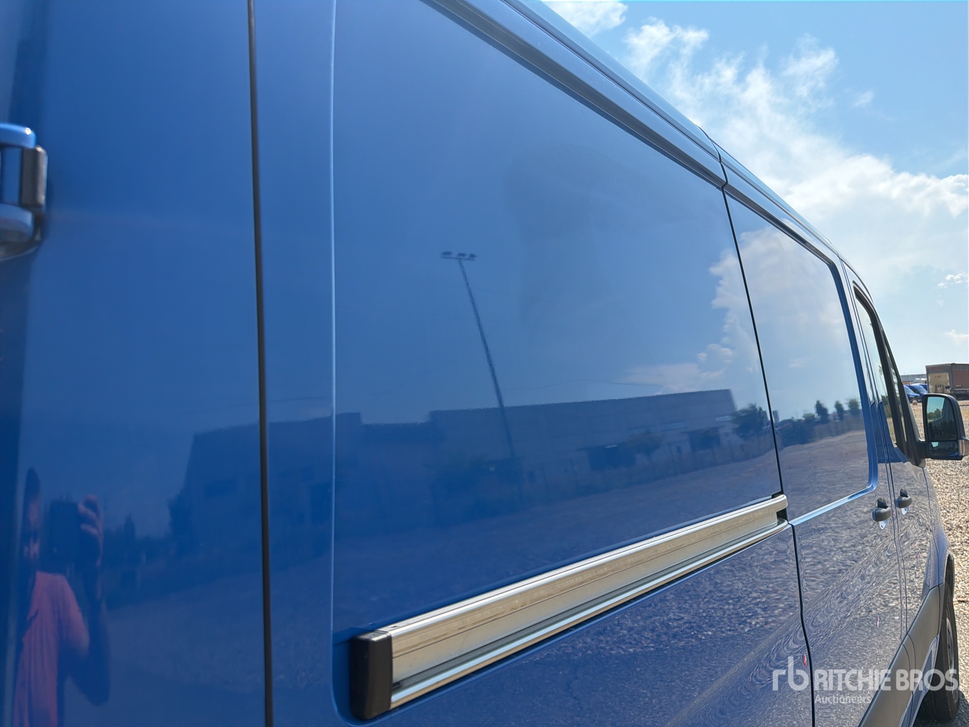 2024 Mercedes-Benz SPRINTER 211 CD