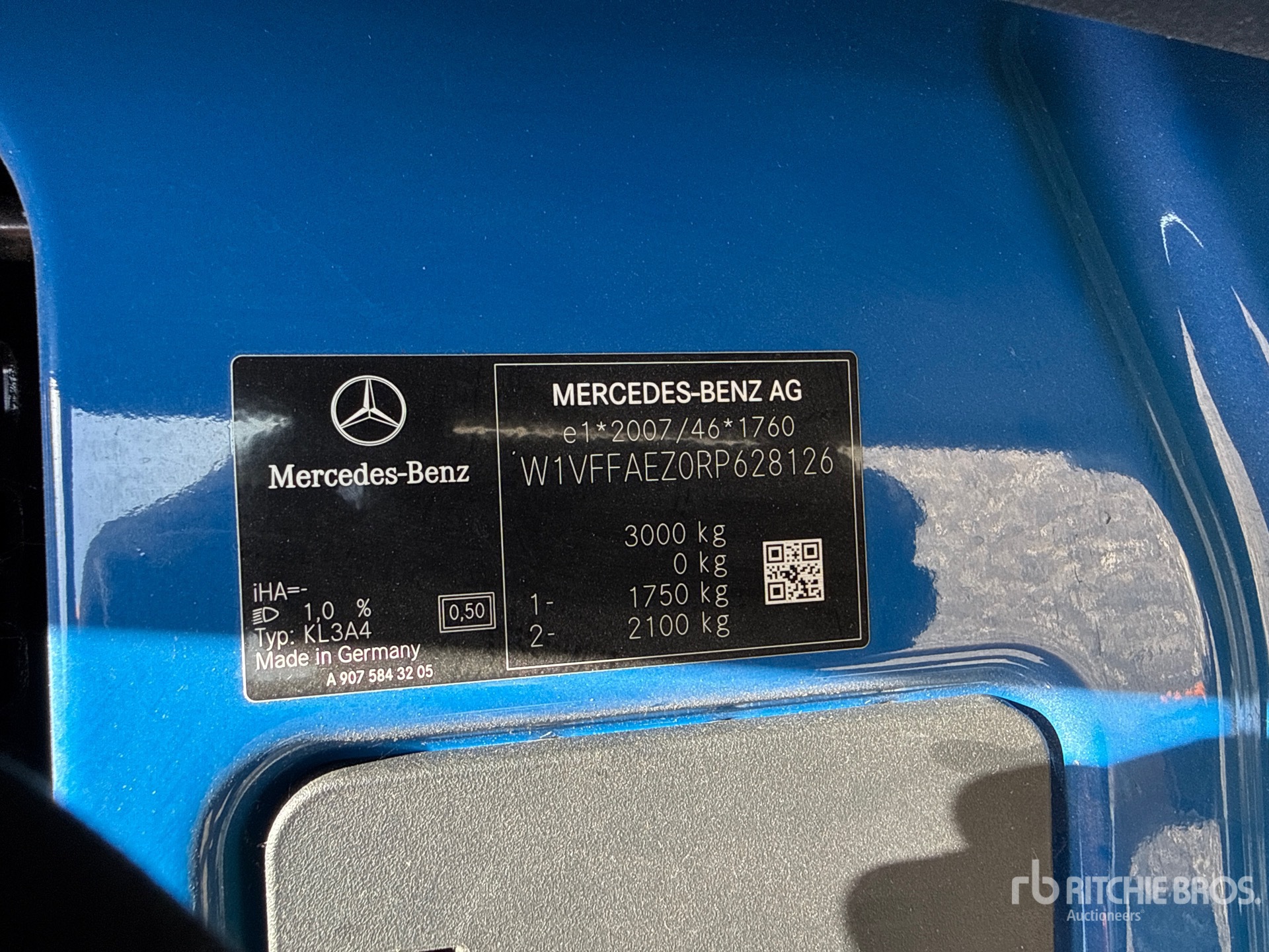 2024 Mercedes-Benz SPRINTER 211 CD