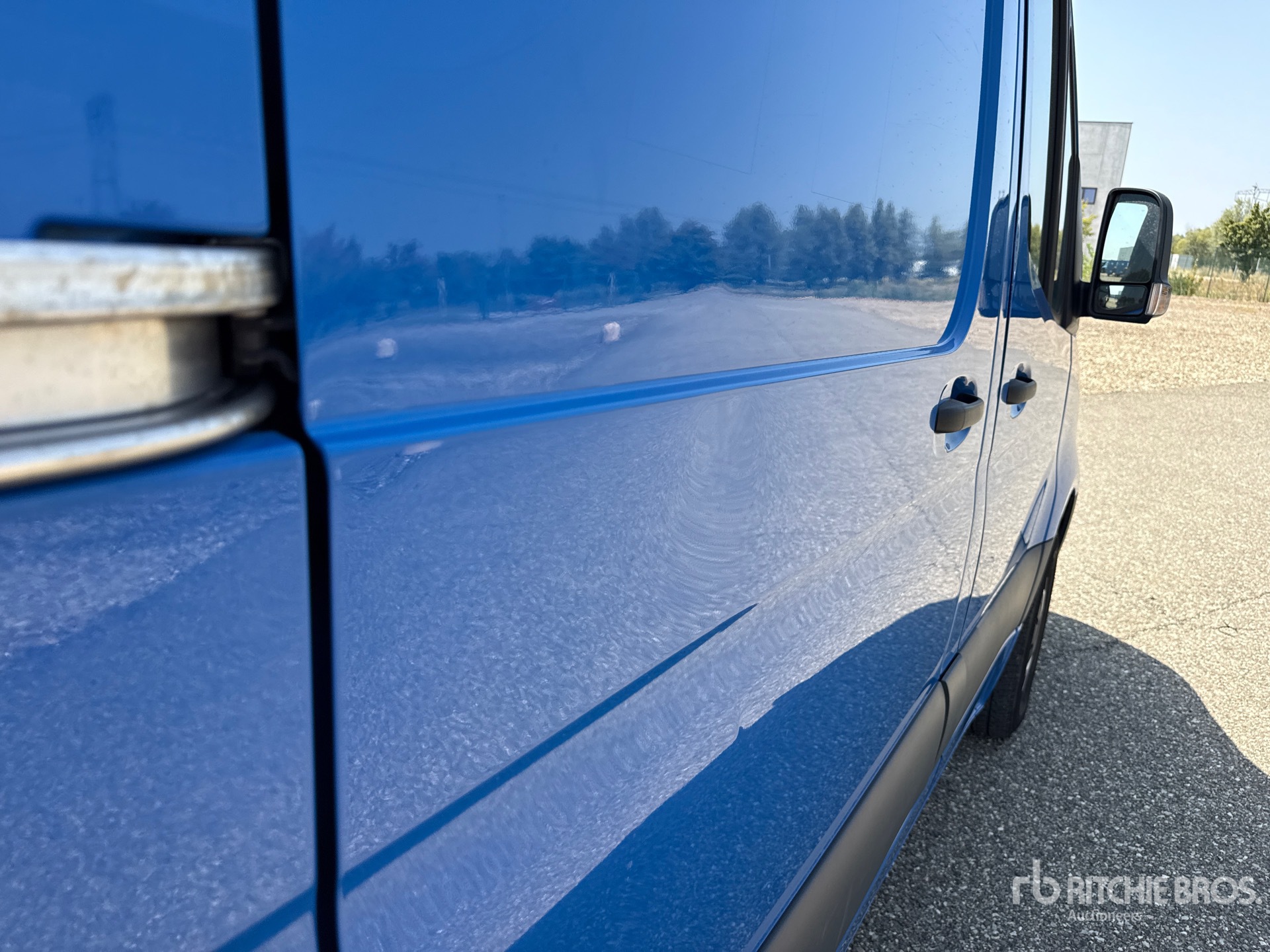 2024 Mercedes-Benz SPRINTER 211 CD