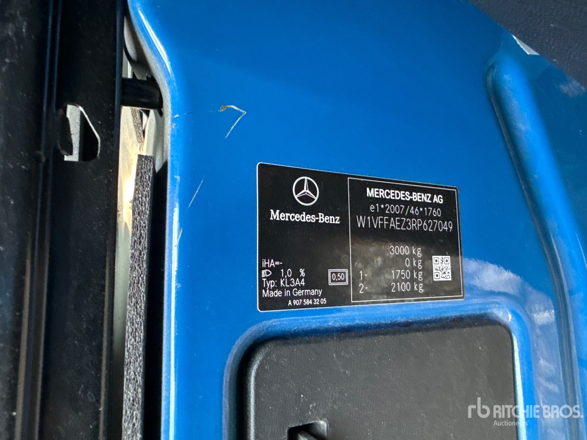 2024 Mercedes-Benz SPRINTER 211 CD