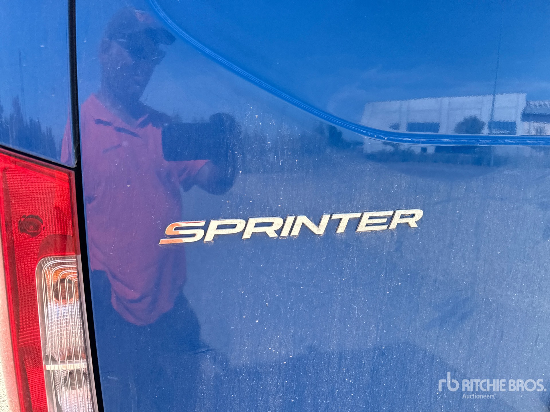 2024 Mercedes-Benz SPRINTER 211 CD