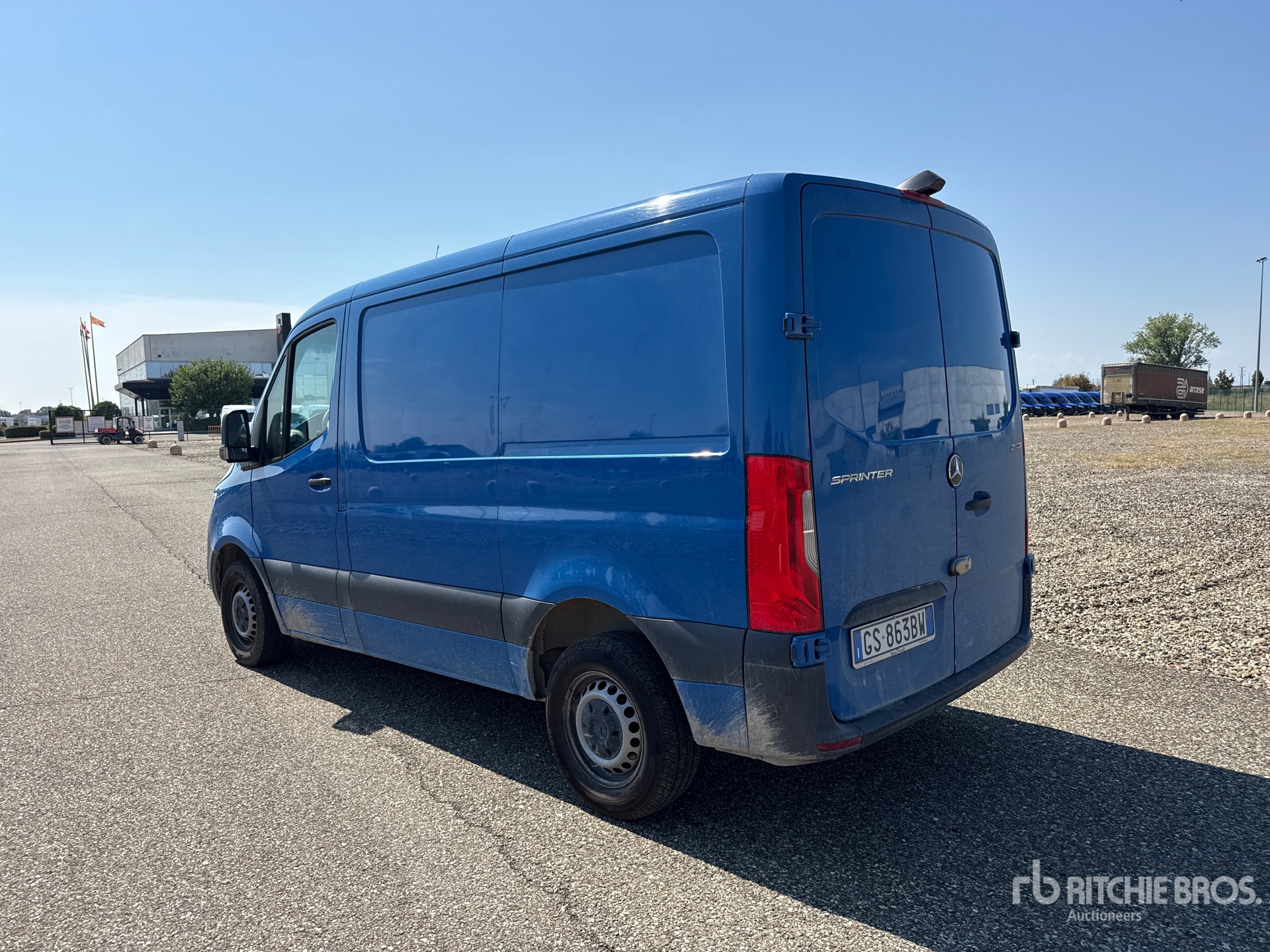2024 Mercedes-Benz SPRINTER 211 CD