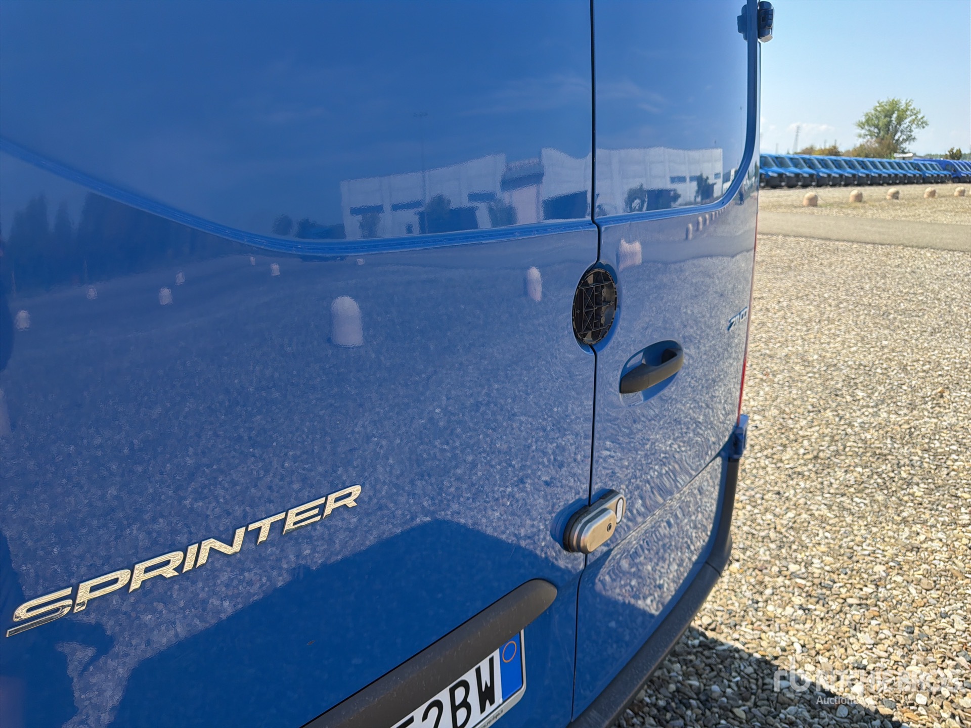 2024 Mercedes-Benz SPRINTER 211 CD
