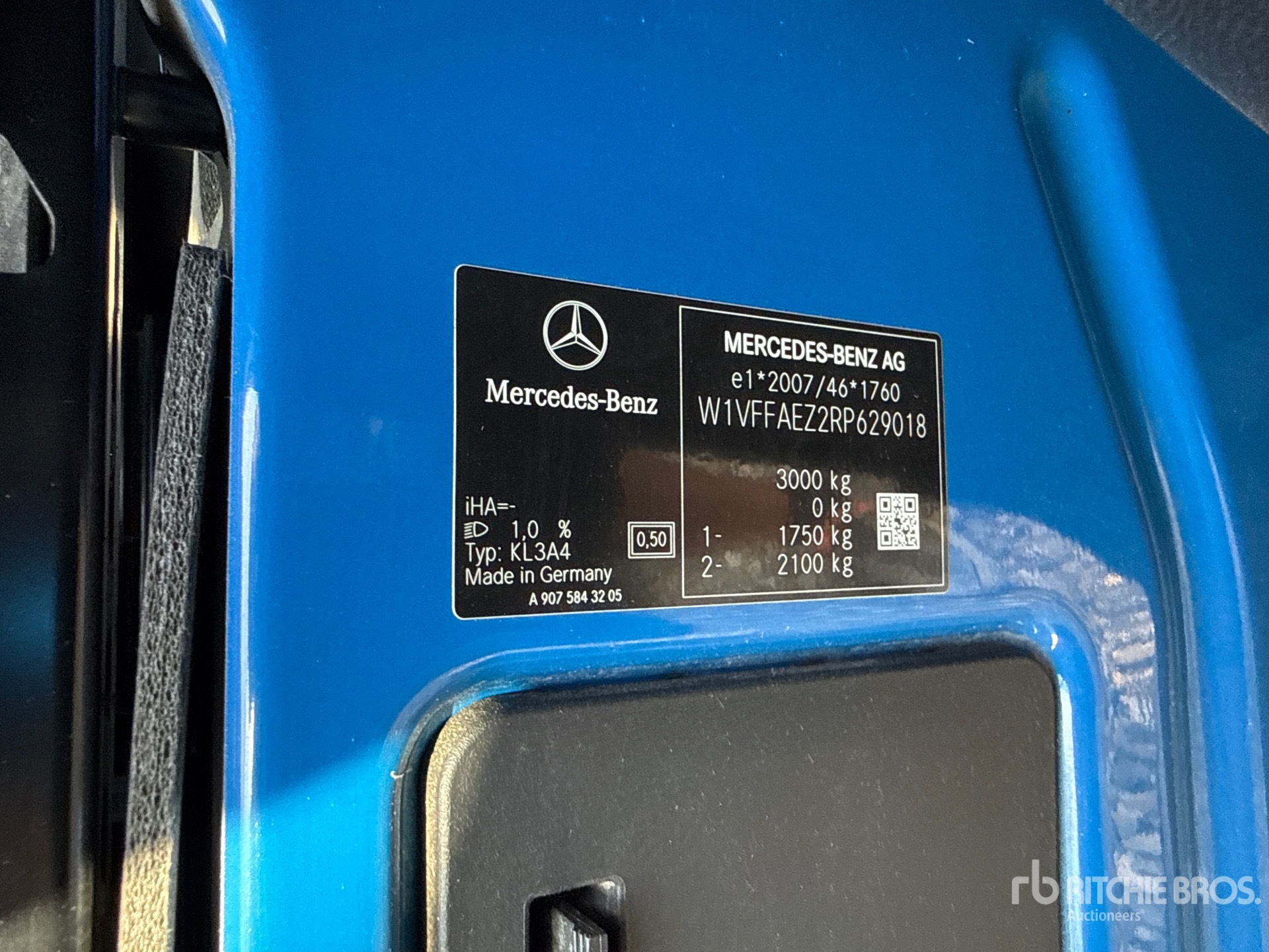 2024 Mercedes-Benz SPRINTER 211 CD