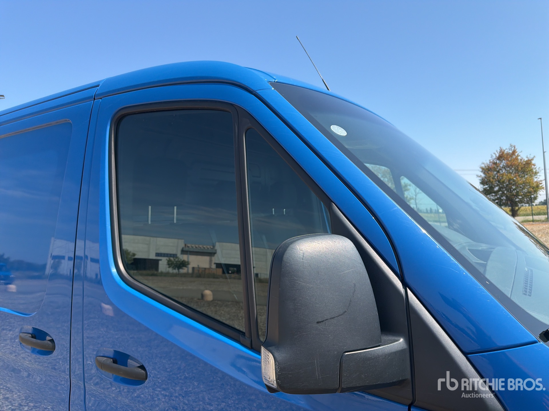 2024 Mercedes-Benz SPRINTER 211 CD