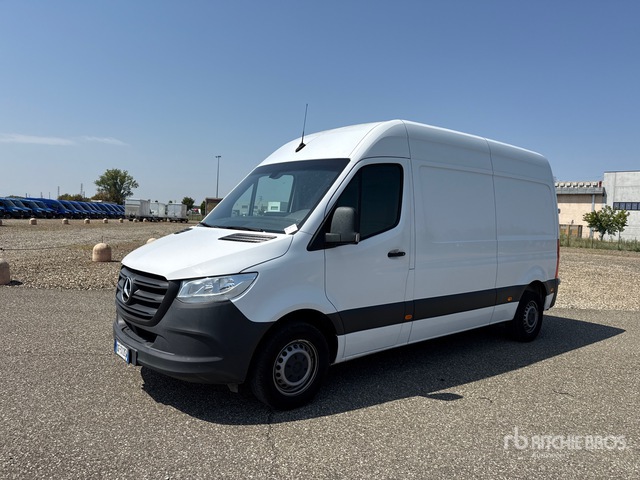 2021 Mercedes-Benz Sprinter 311CDI Cargo Van