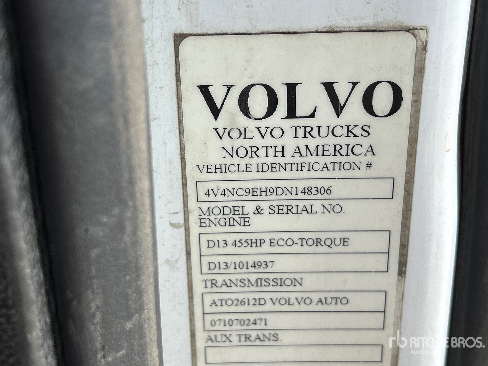 2013 Volvo VNL