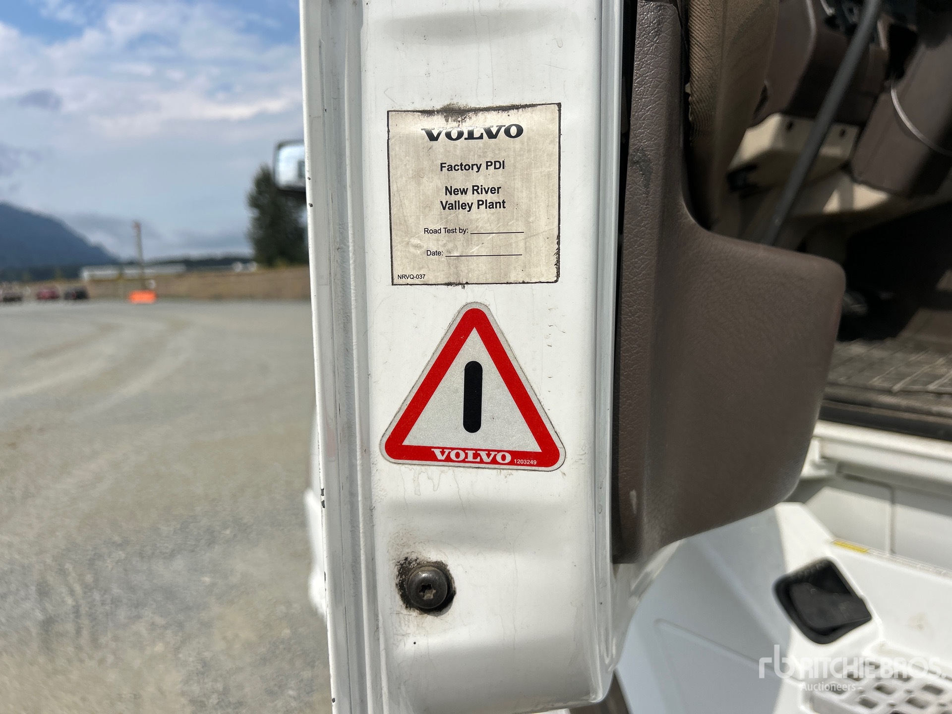 2013 Volvo VNL