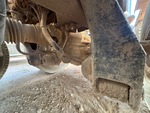 Underbody with Center Drive Axle