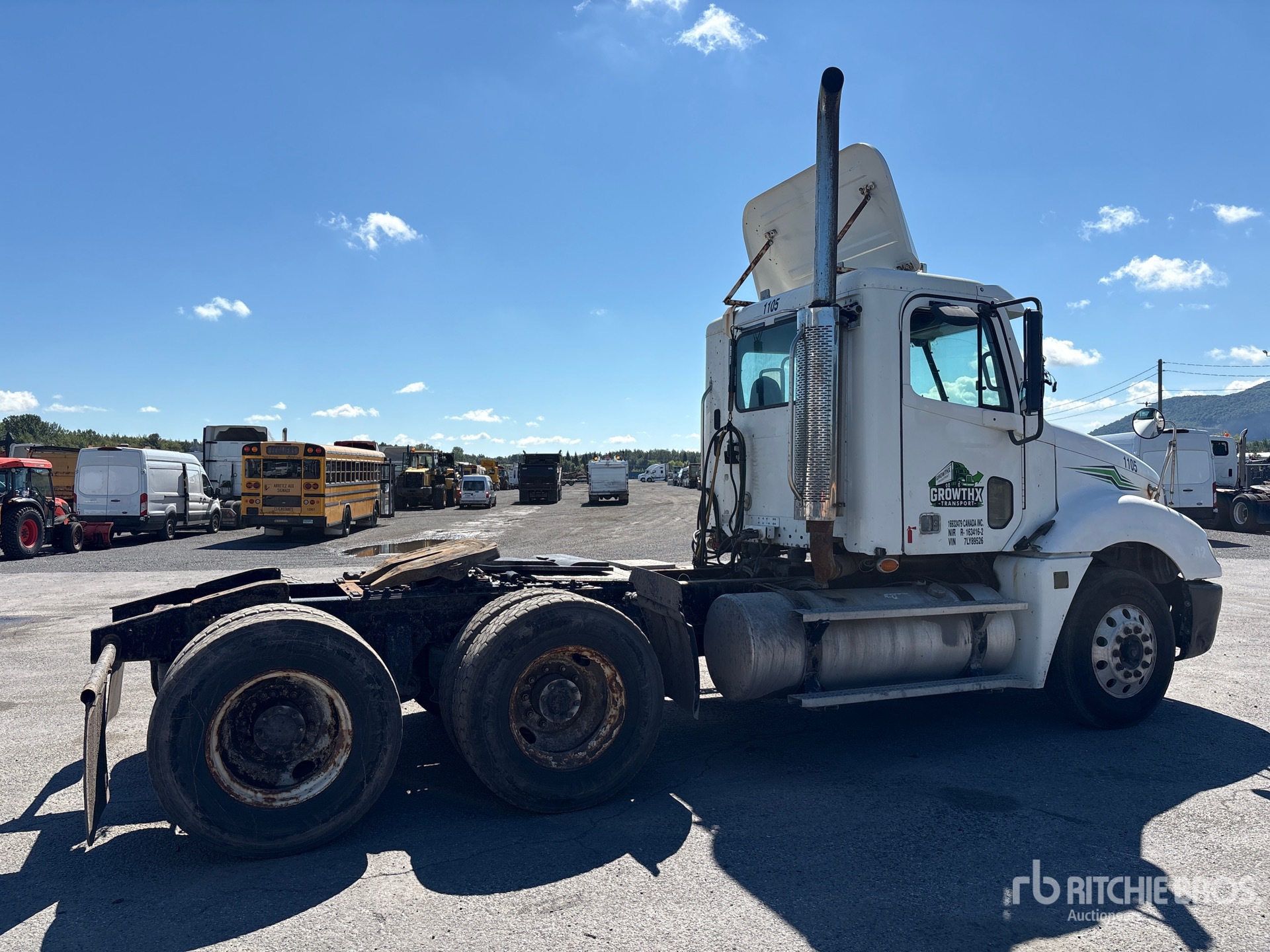 2007 Freightliner COLUMBIA 120