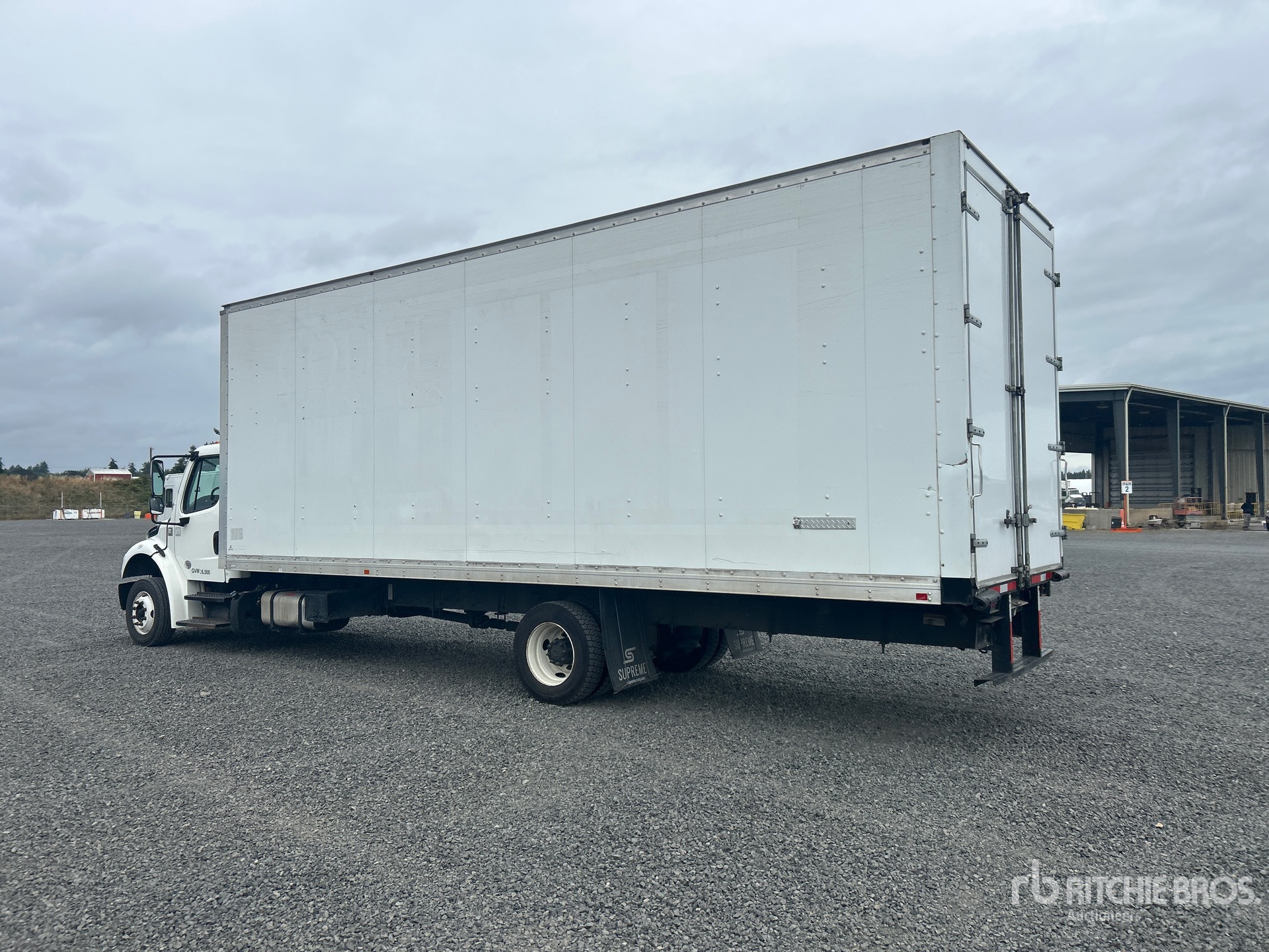 2020 Freightliner M2106