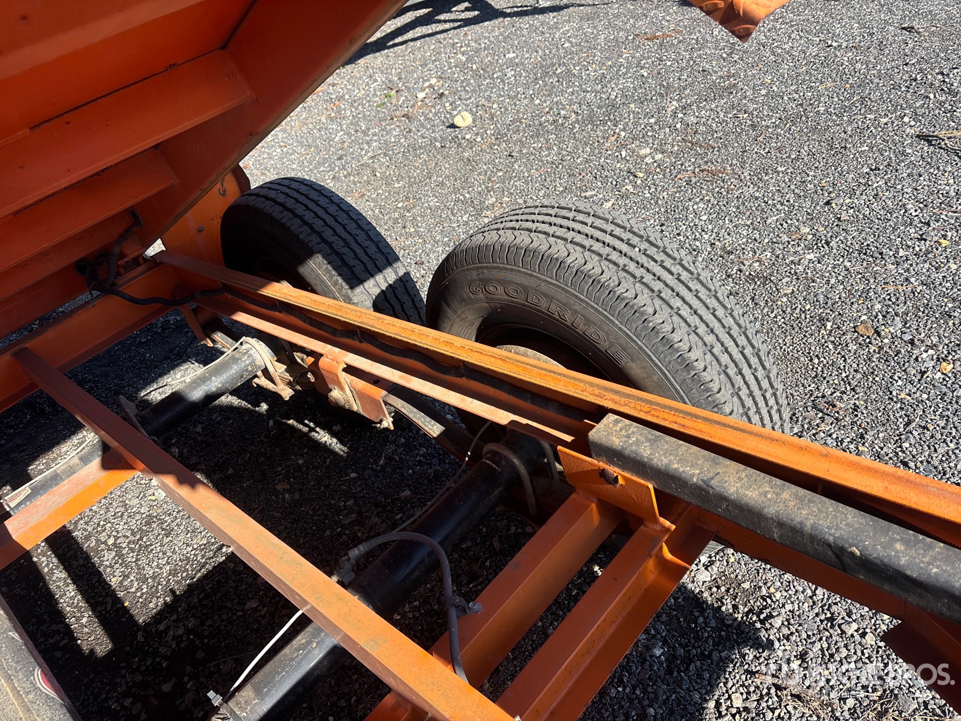 2019 Pratt EZD11762
