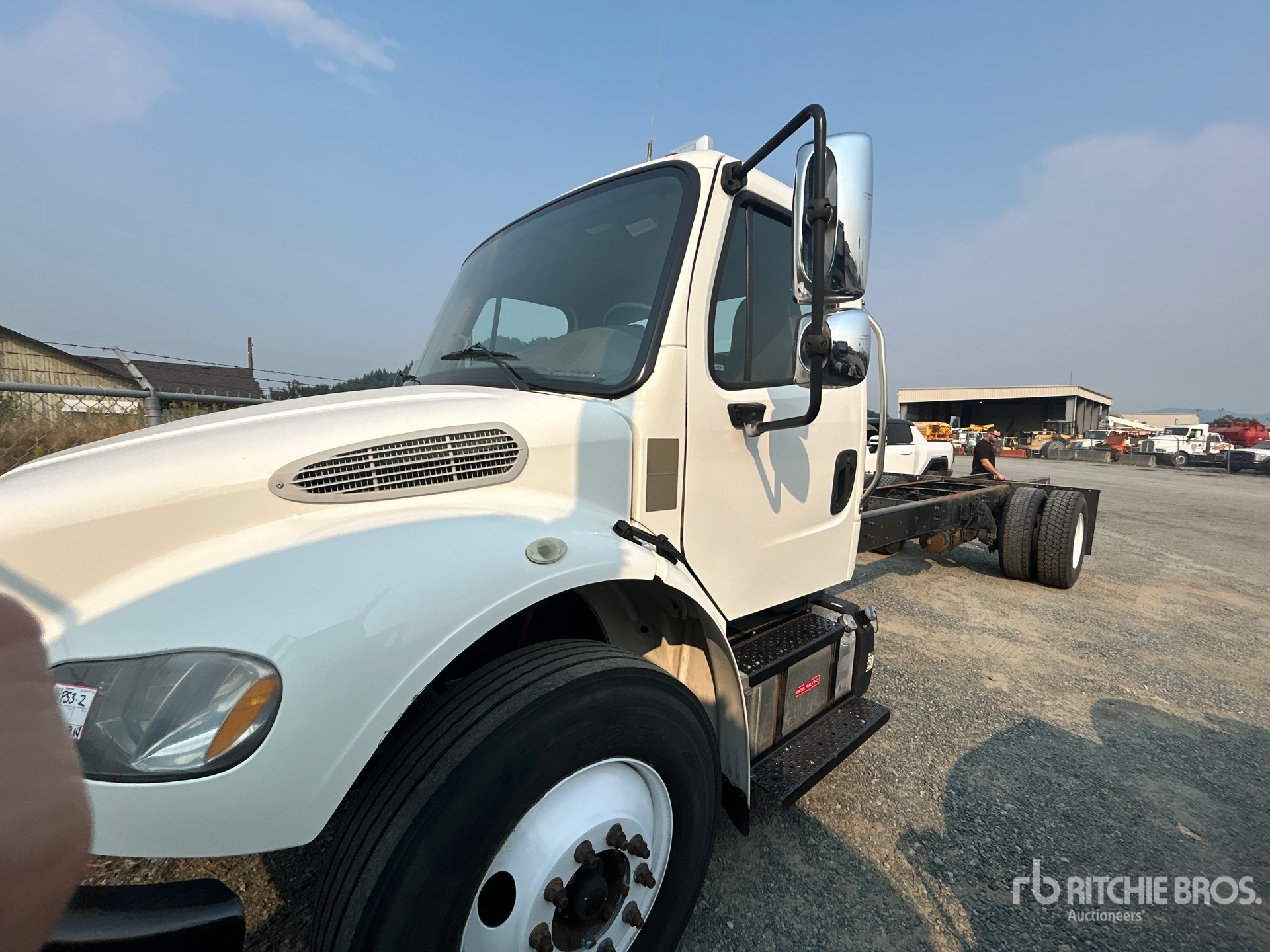 2019 Freightliner M2 106