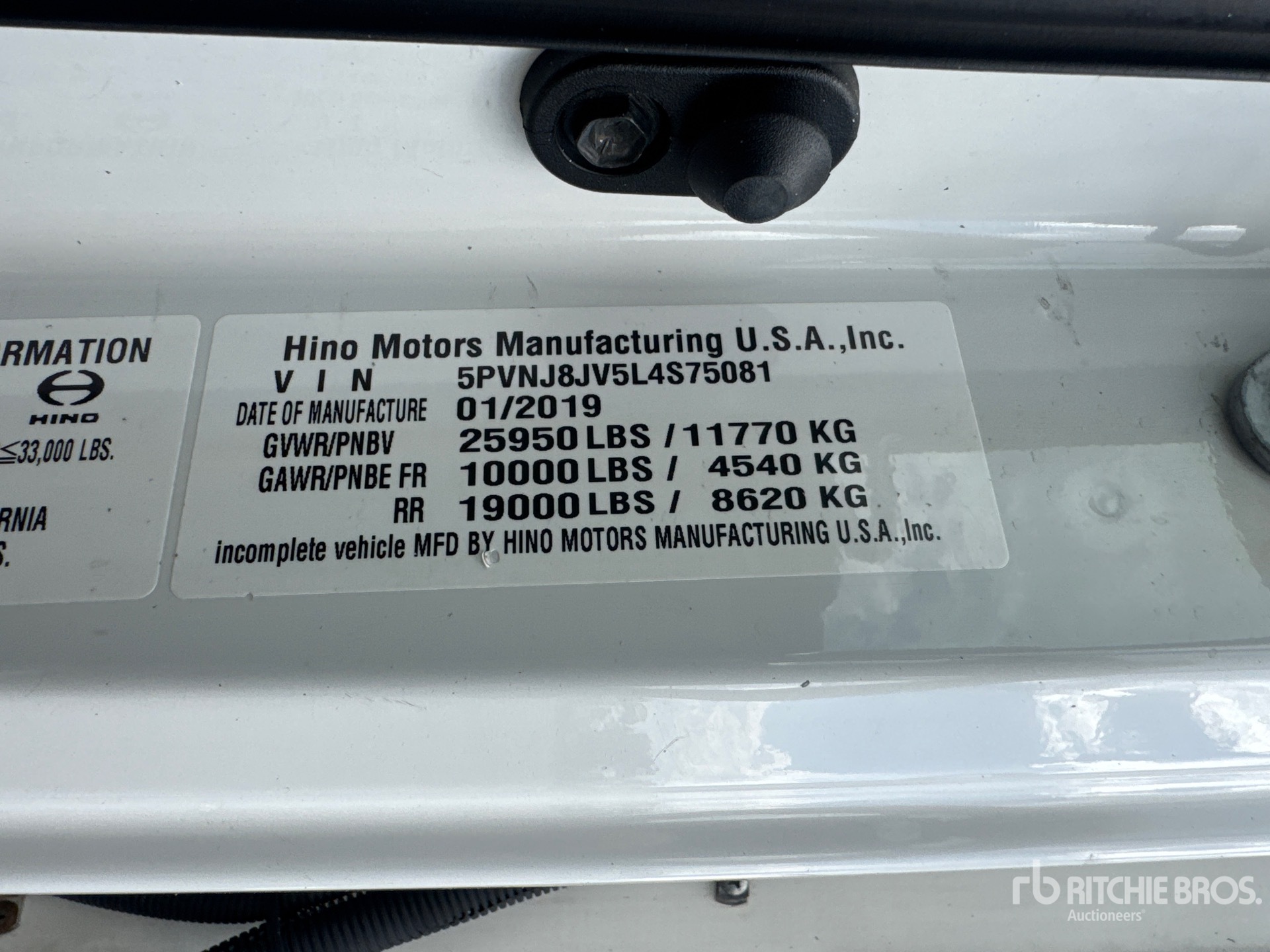 2020 Hino 268