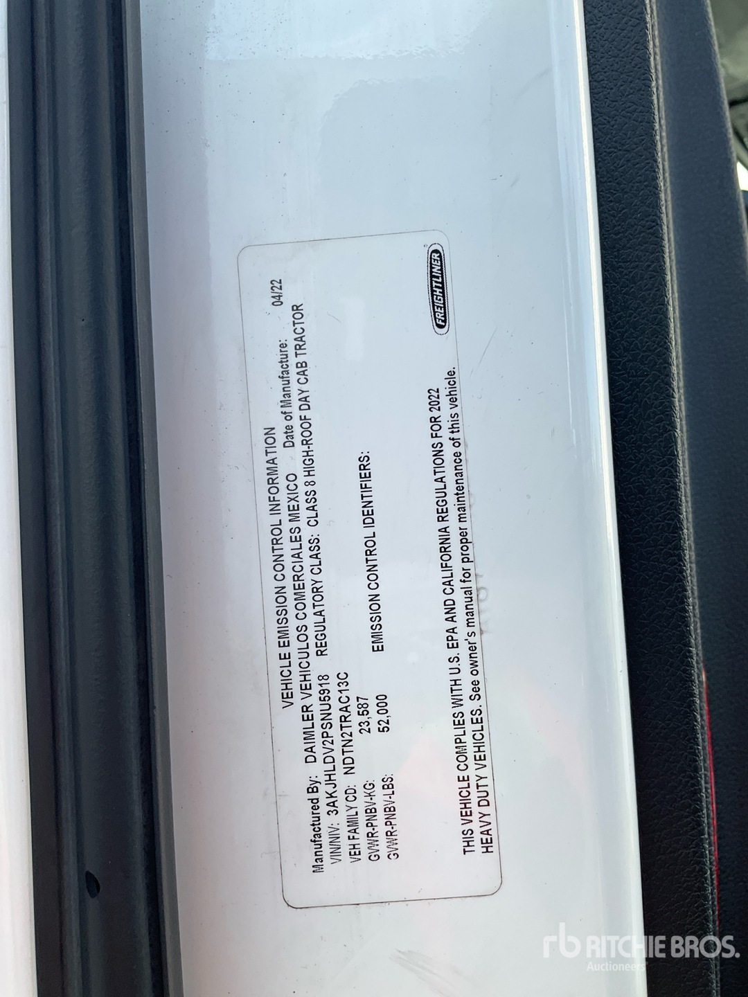 2023 Freightliner CASCADIA 126