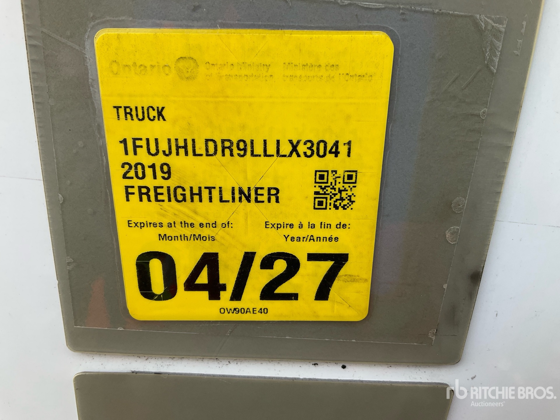 2020 Freightliner CASCADIA 126