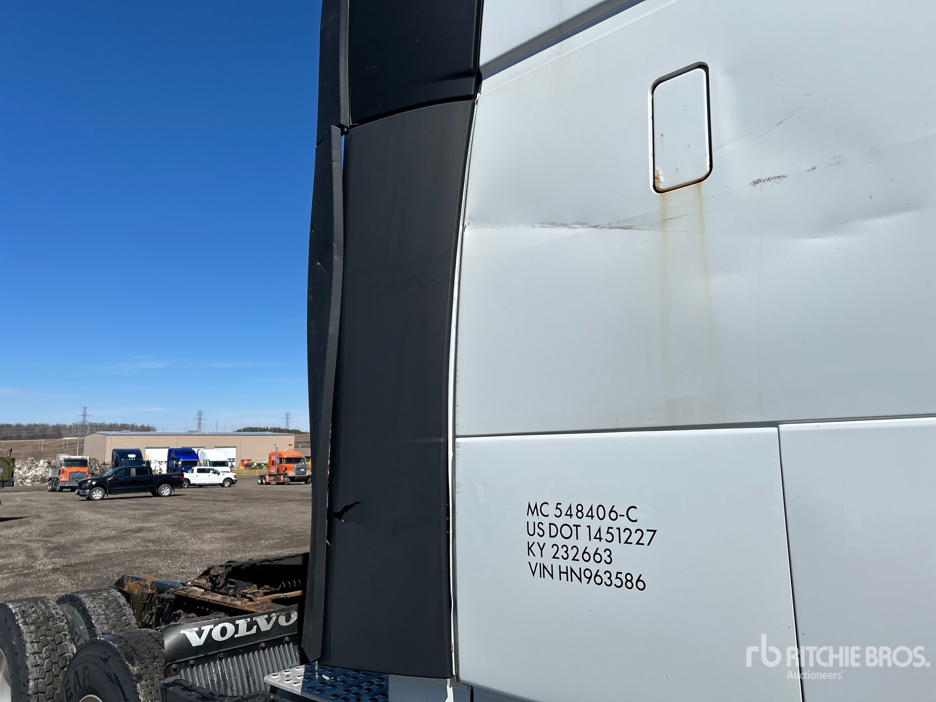 2017 Volvo VNL