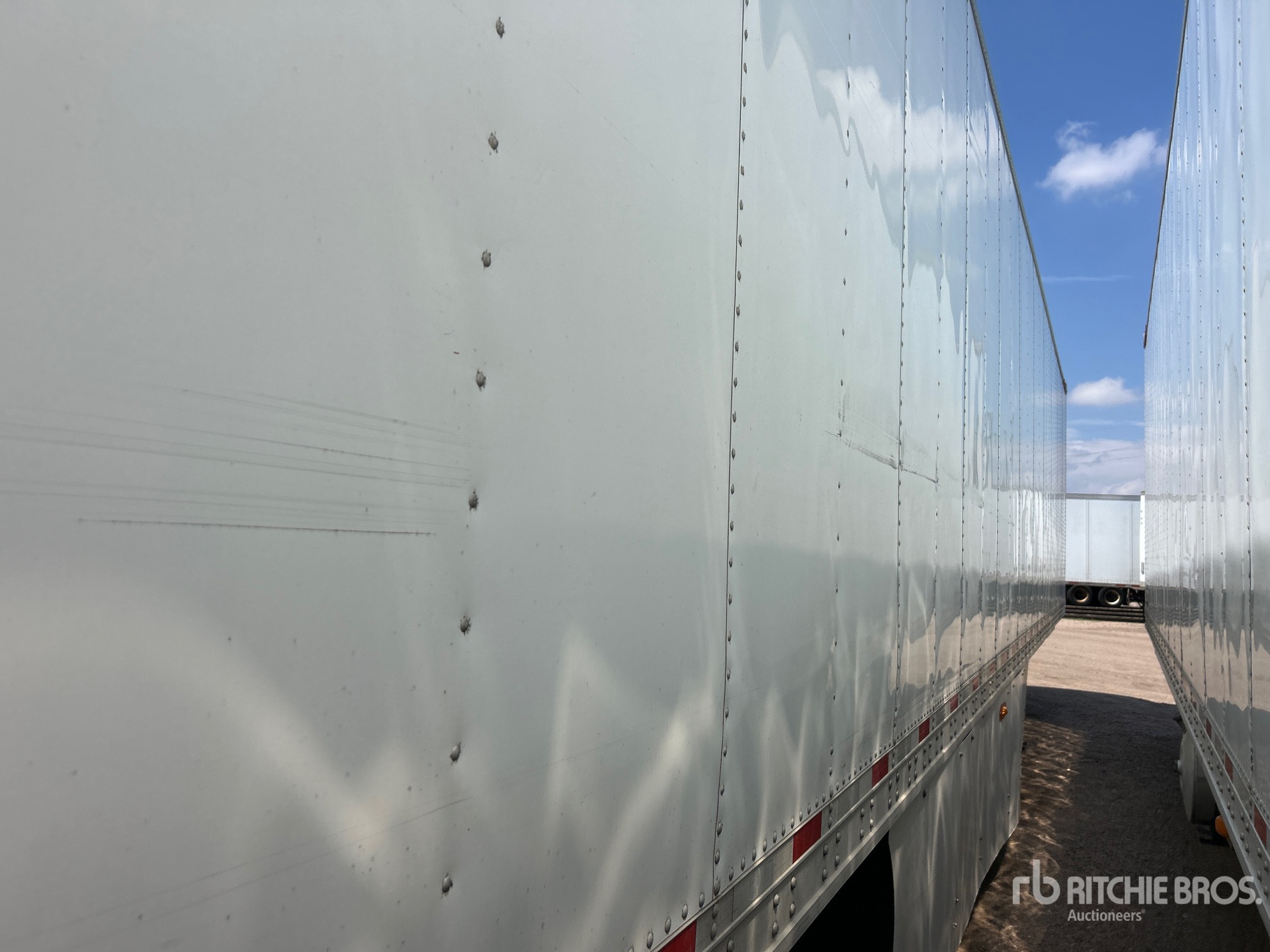 2017 Great Dane ESS-1119-32053