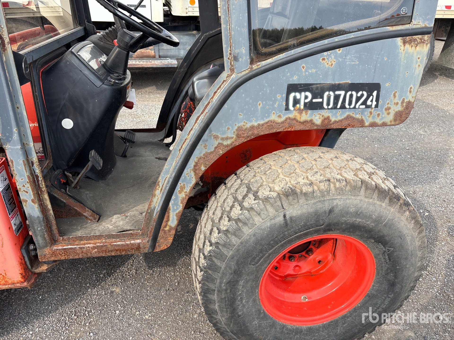 Kubota B2410HSD