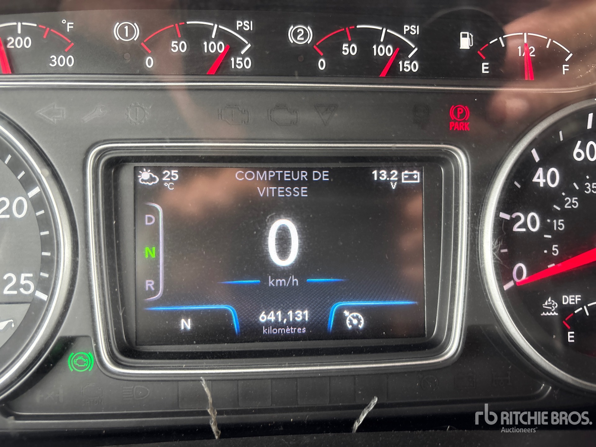 2019 International LT625