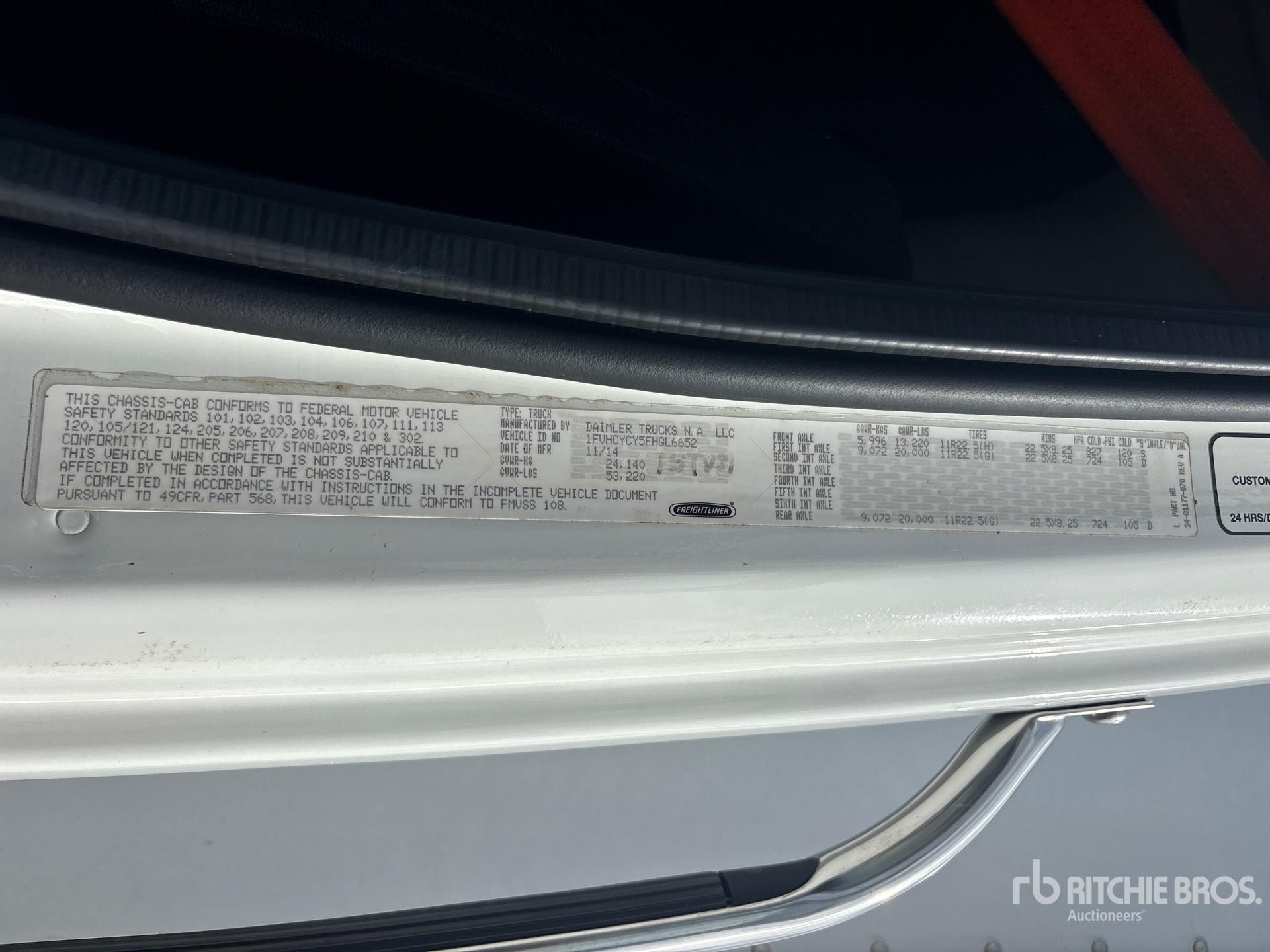 2015 Freightliner M2 106