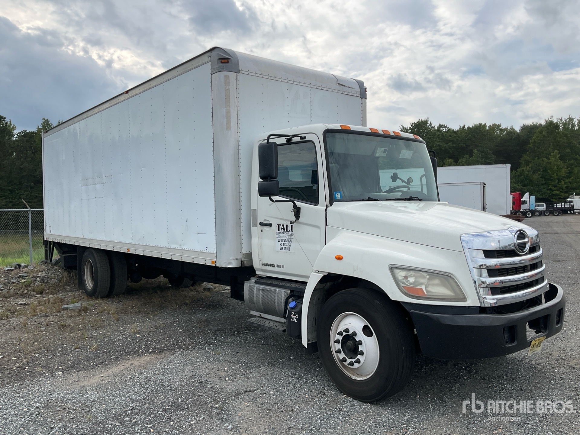 2014 Hino 268