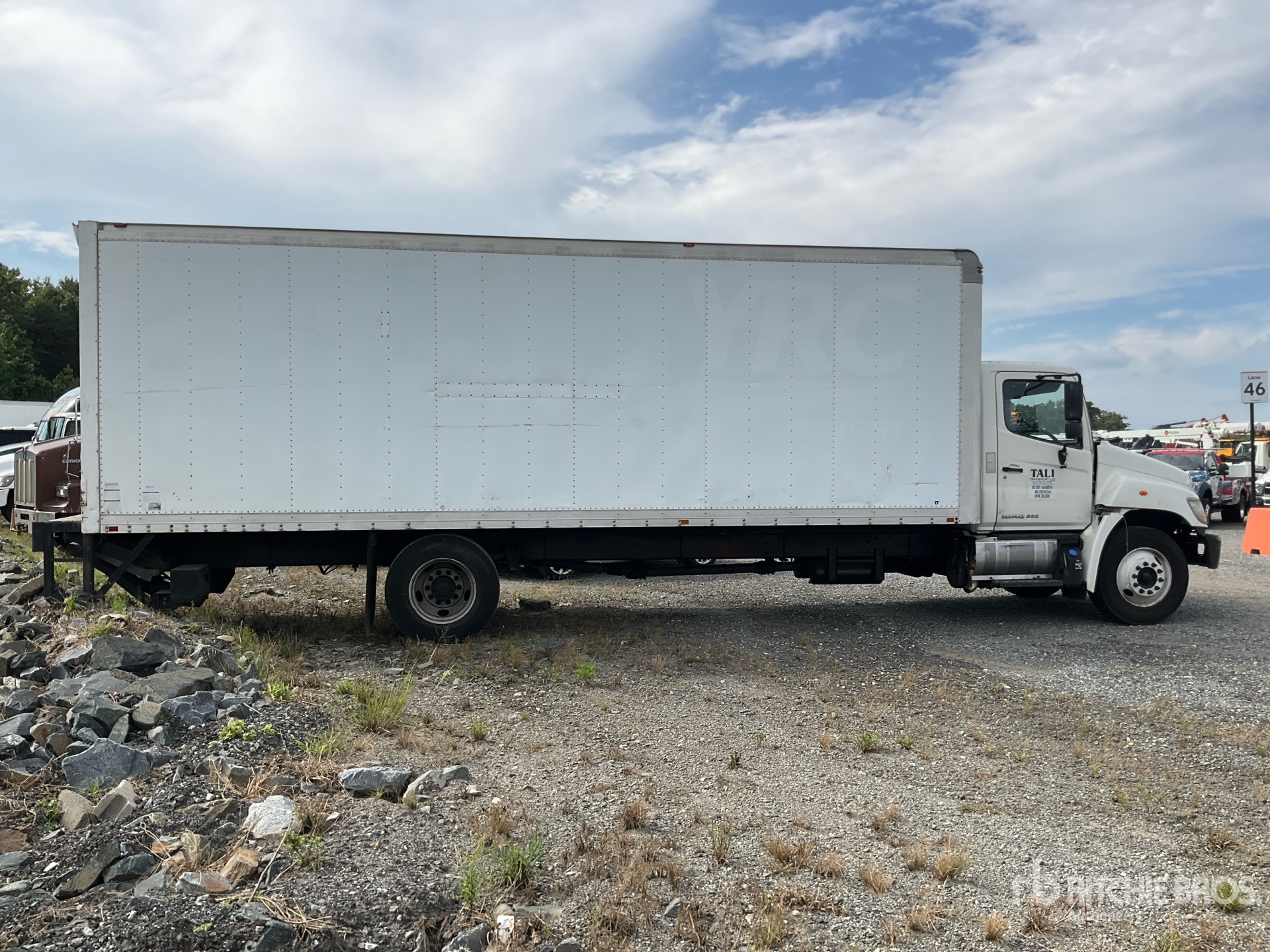 2014 Hino 268
