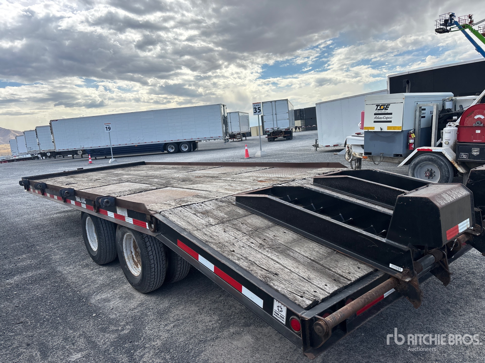 2006 Trail King TK20-2400