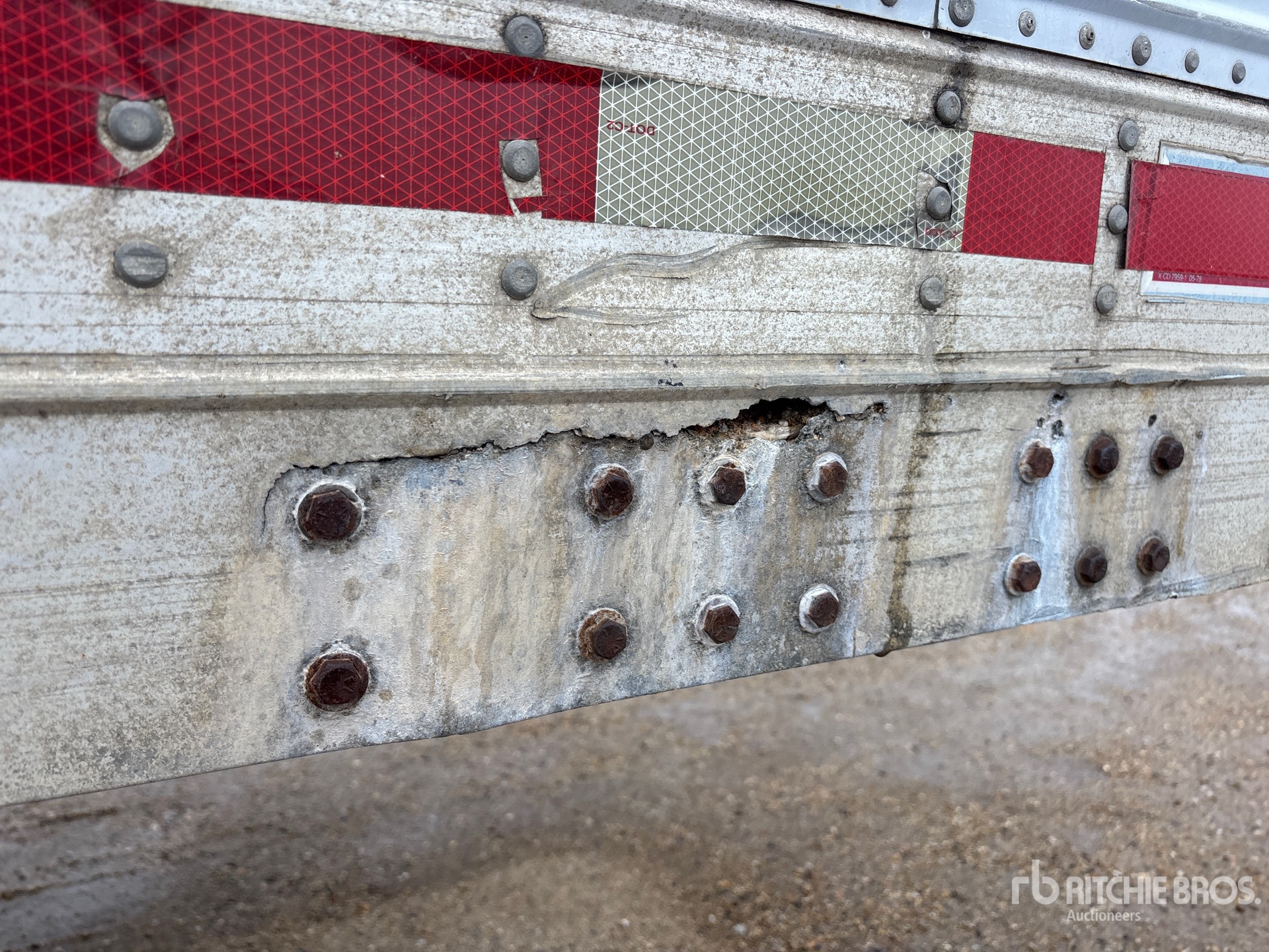 1982 Fruehauf 45 ft T/A Storage